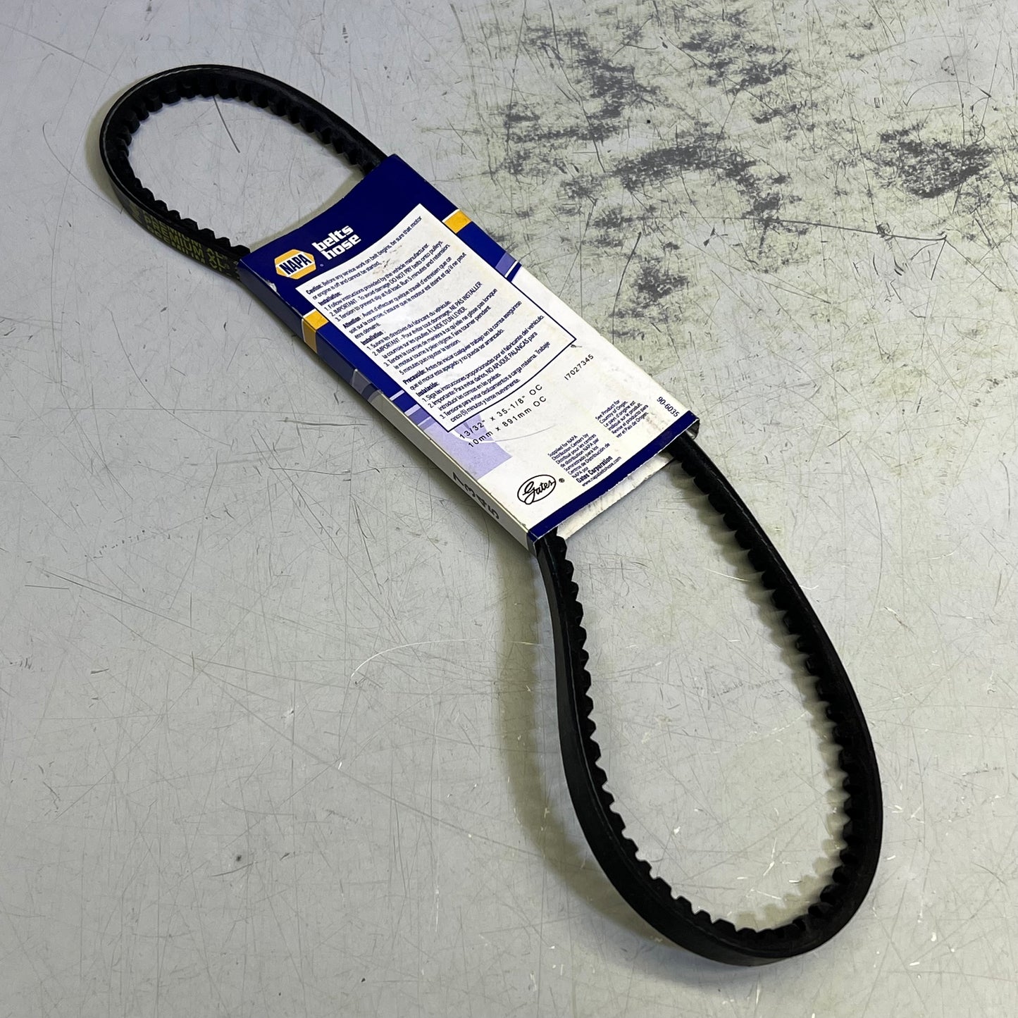 NAPA OE Quality XL V-Belt For Audi, BMW, GMC & More 7/16" x 35-3/8 Black 257345