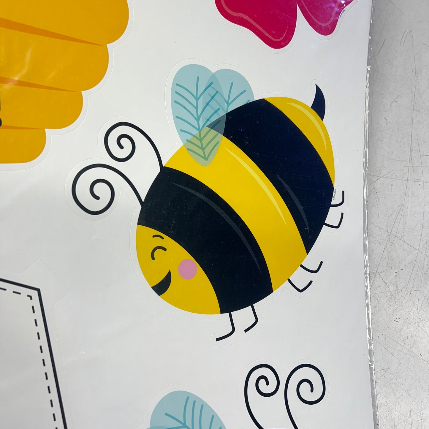 CREATING TEACHING PRESS (2 PACK) Busy Bees Bulletin Board 17 Piece  CTP 10670