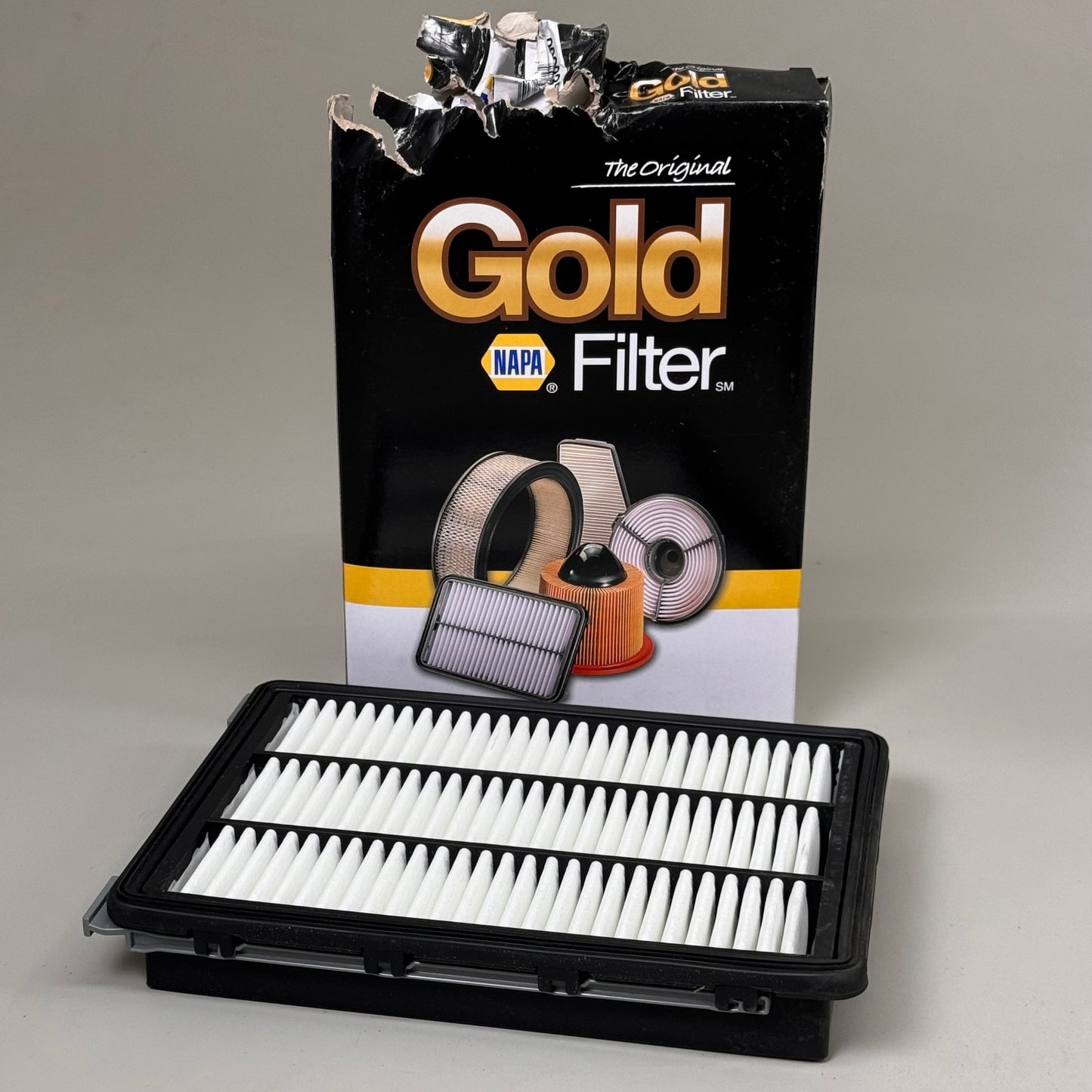 NAPA (2 PACK) The Original Gold Filter Synthetic Filter Media Material 200335 Damaged Packaging