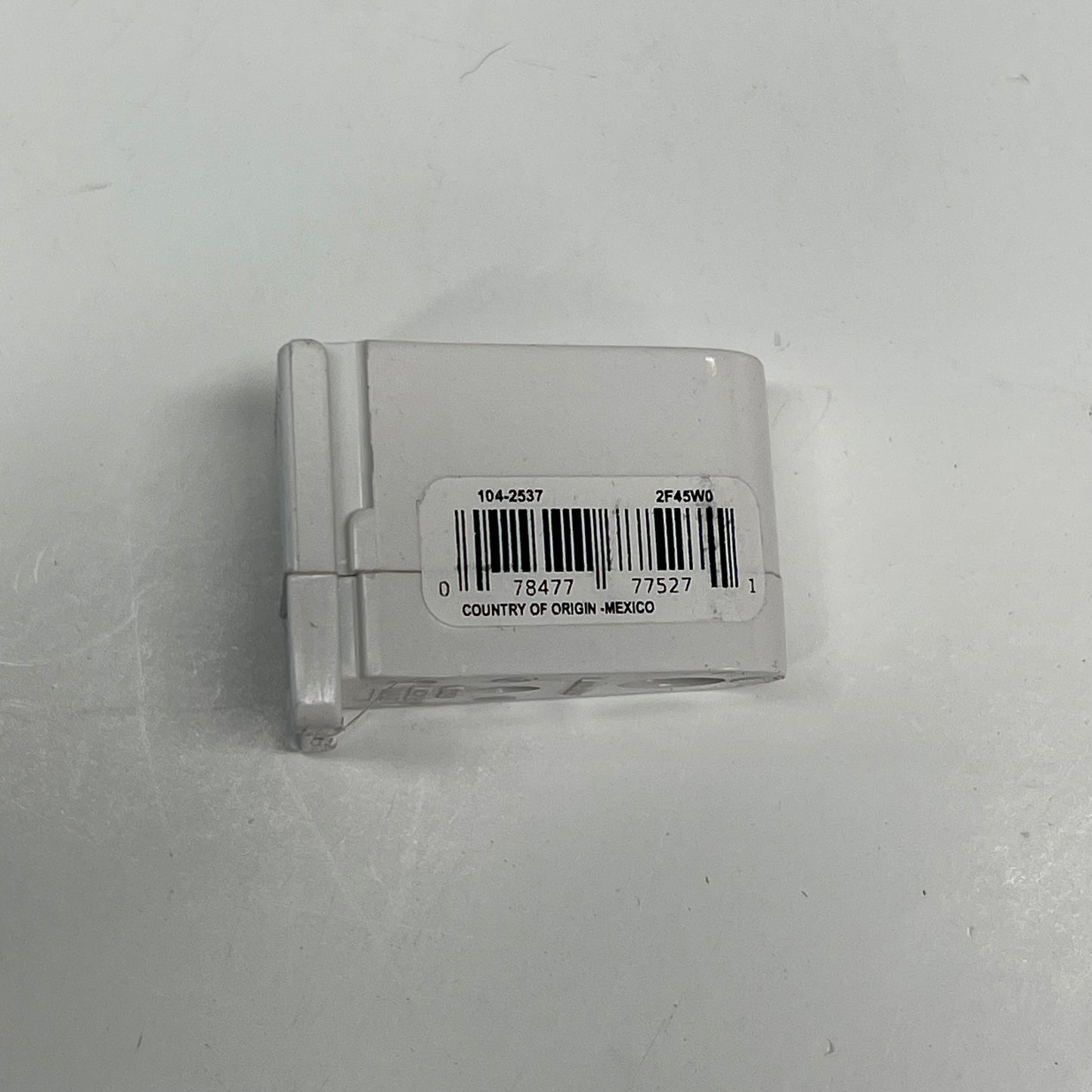 LEVITON (10 PACK) Slimline Base Single Pin Standard Florescent Lampholder 2537