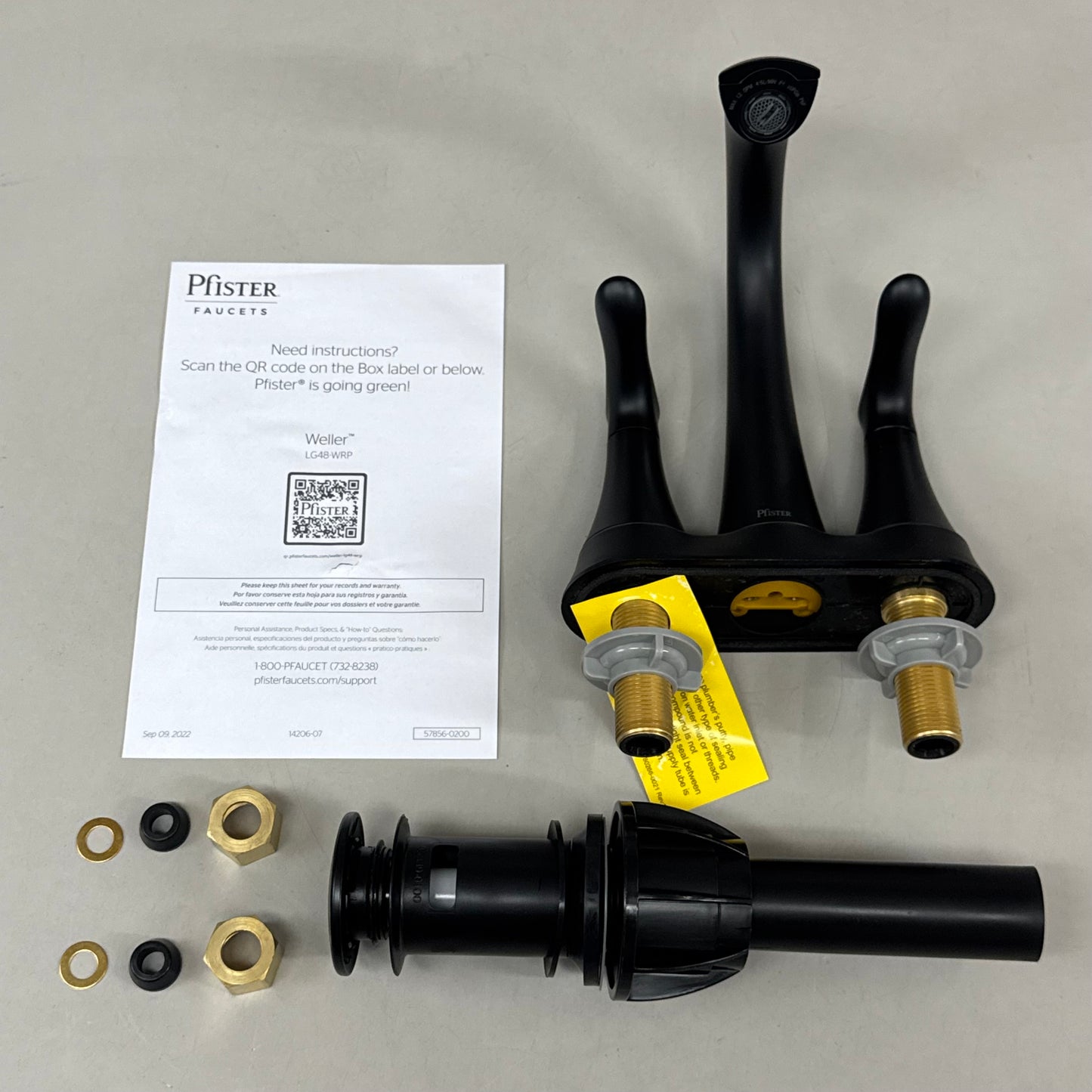 PFISTER Weller Centerset Lavatory Faucet With Pop-up 4" Matte Black LG48-WRPB