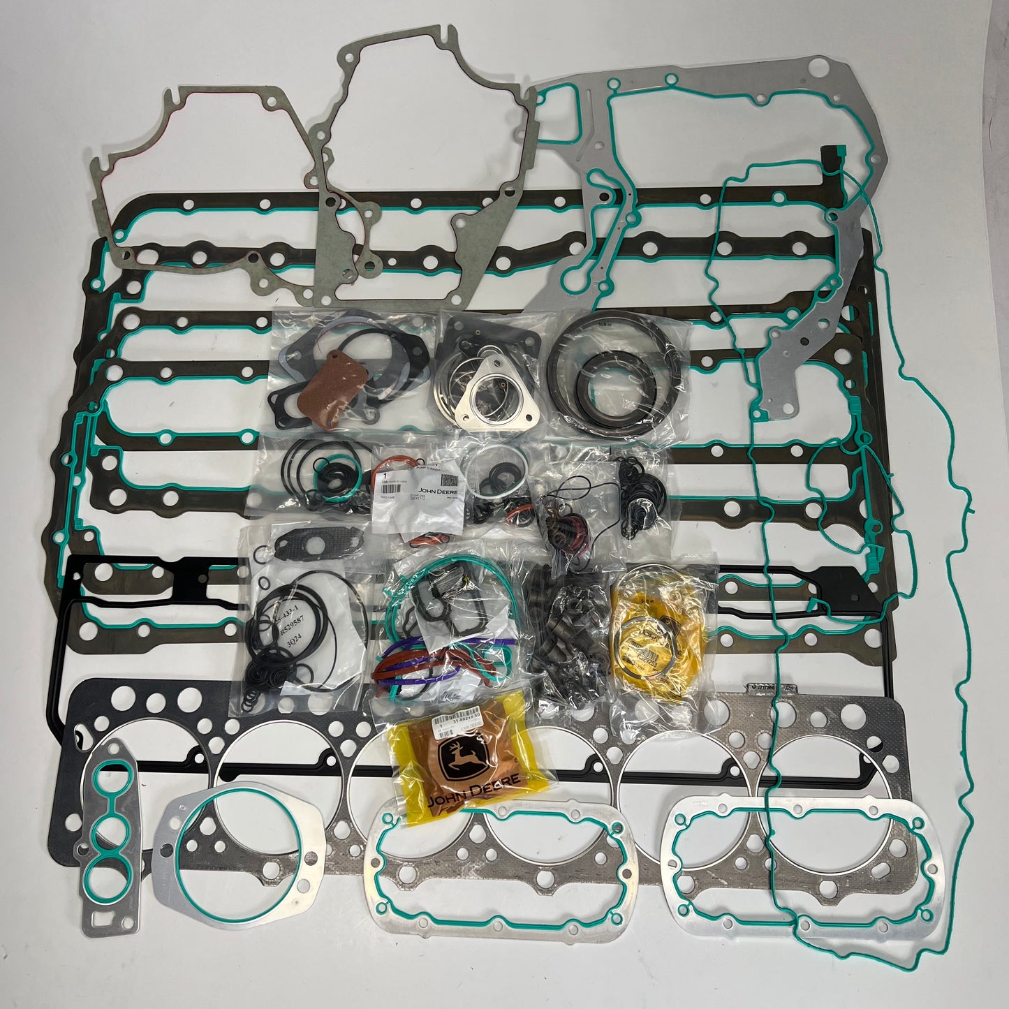 JOHN DEERE Genuine OEM Engine Gasket Kit For 9.0 Diesel DZ113616