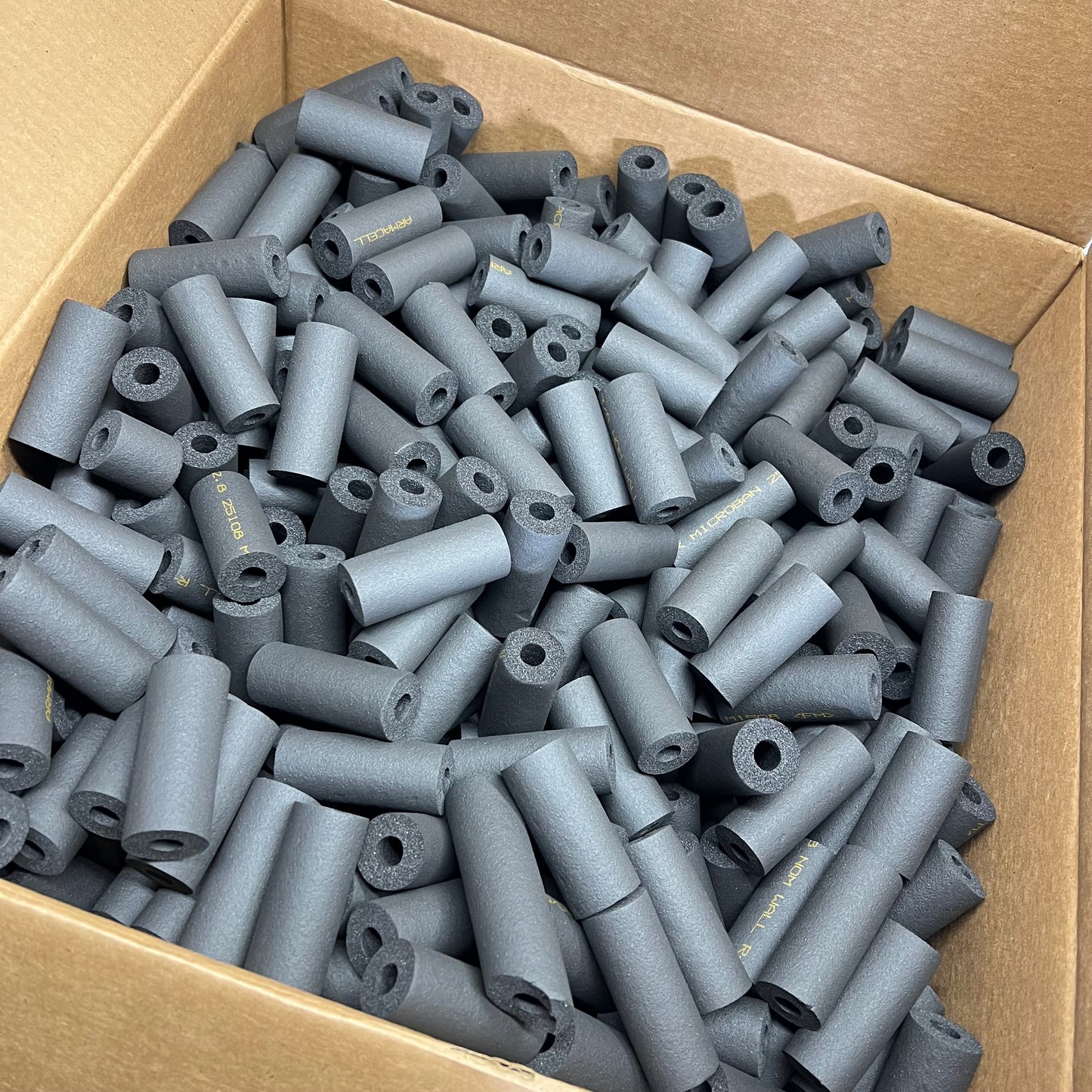 ZA@ (400 PACK) Scott Foam 546 Tubing Possibly Pipe Insulation LB-62844DB C