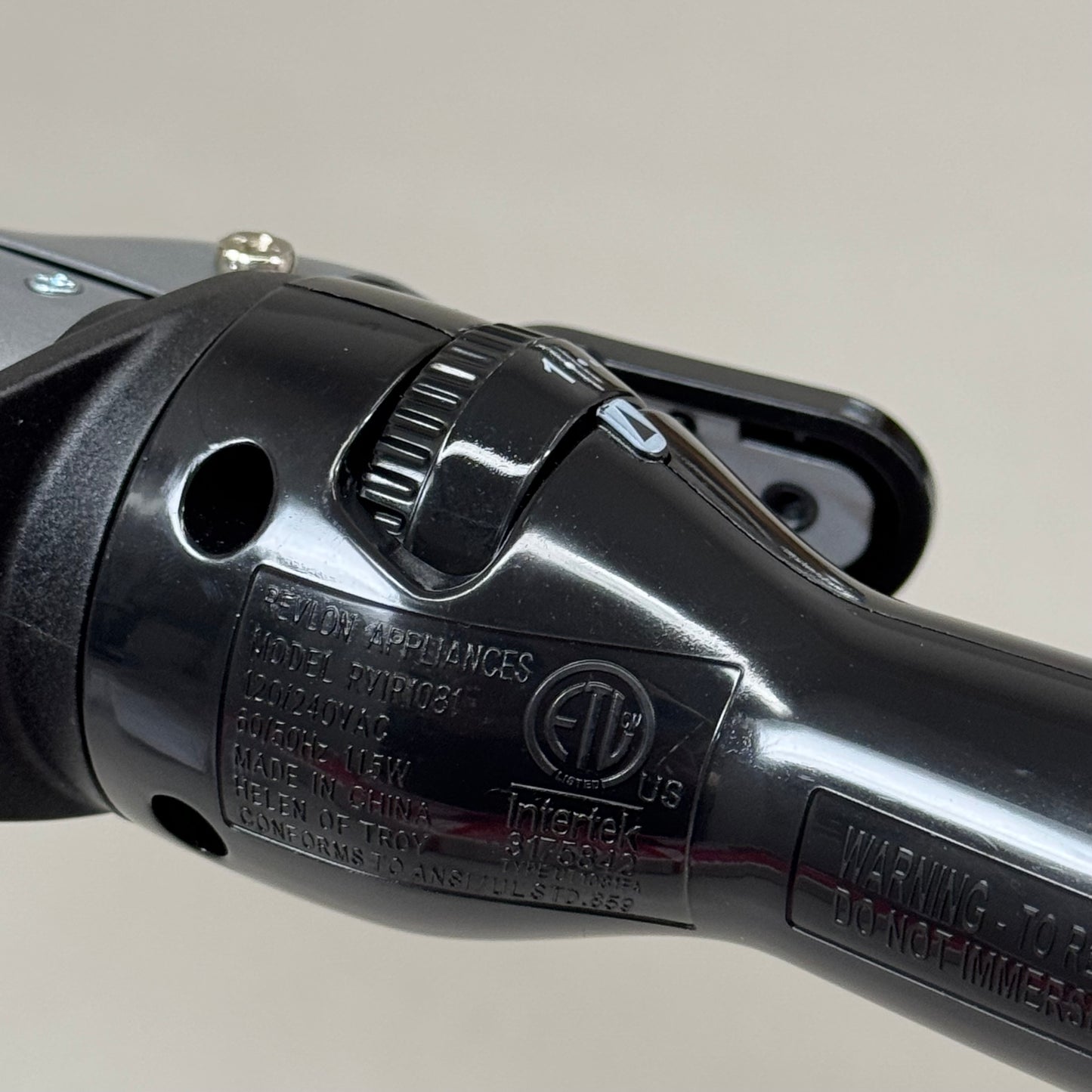 REVLON Perfect Heat Triple Ceramic Barrel Hair Curling Iron 1-1/4 inch