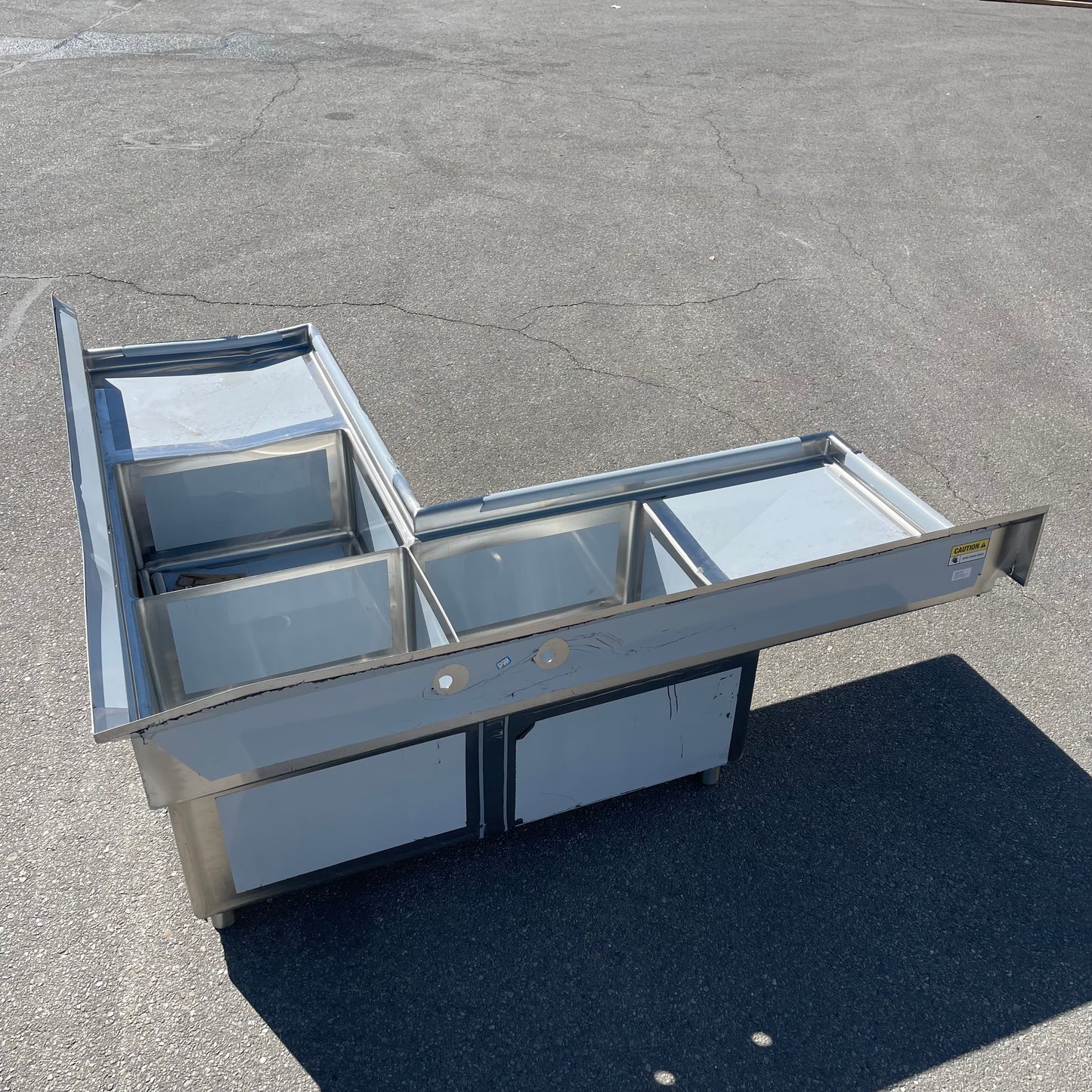 Z@ REGENCY Corner 3 Compartment Sink Stainless Steel 600S3242424C