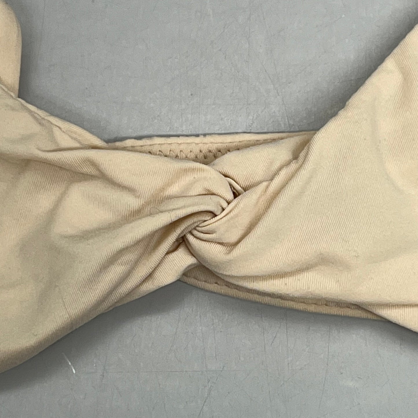 SKIMS Buttery Soft Knotted Bra Women's Sz S Sand BR-SCN-0445