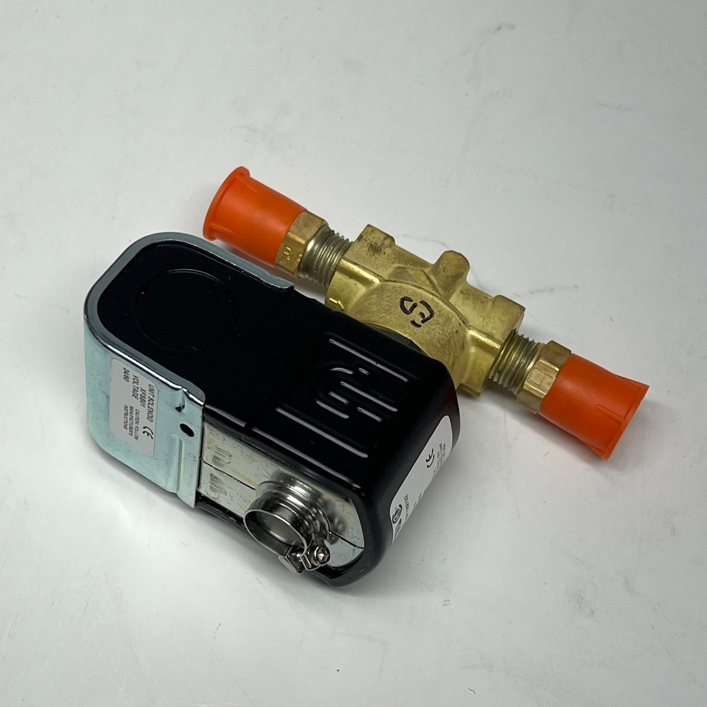 CARRIER Liquid Line Solenoid Valve Kit Supports R410a & R454b KHALS0401LLS