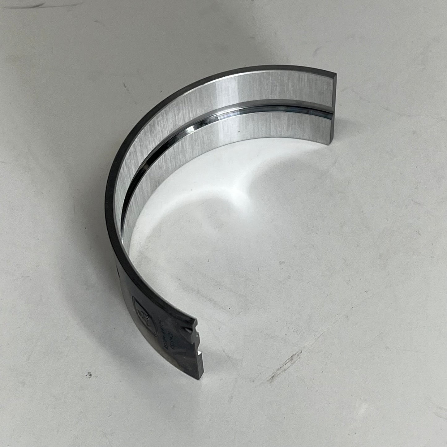 JOHN DEERE Genuine OEM Standard Sized Engine Main Crankshaft Bearing RE529319