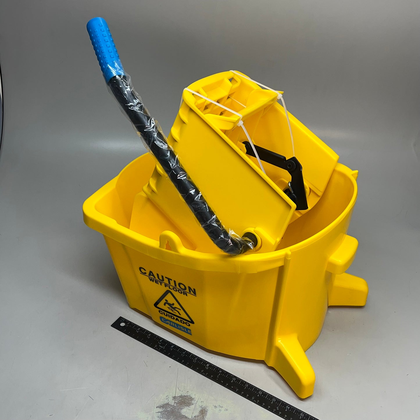 CARLISLE Rolling Mop Bucket W/ Side Press Wringer 26 Qt Capacity Yellow 3690804