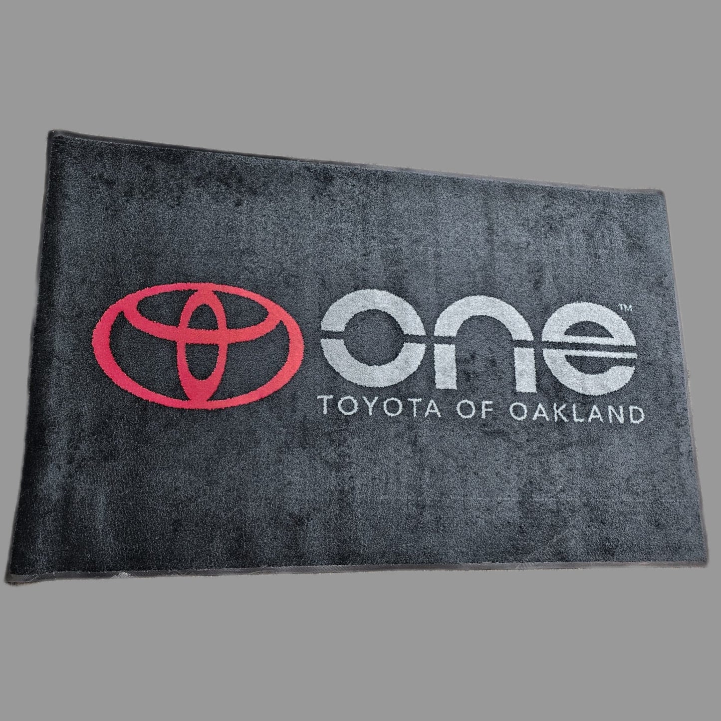 ZA@ COLOR STAR IMPRESSION Toyota ONE of Oakland Dealership Rug 4'x6' Black SO6443501