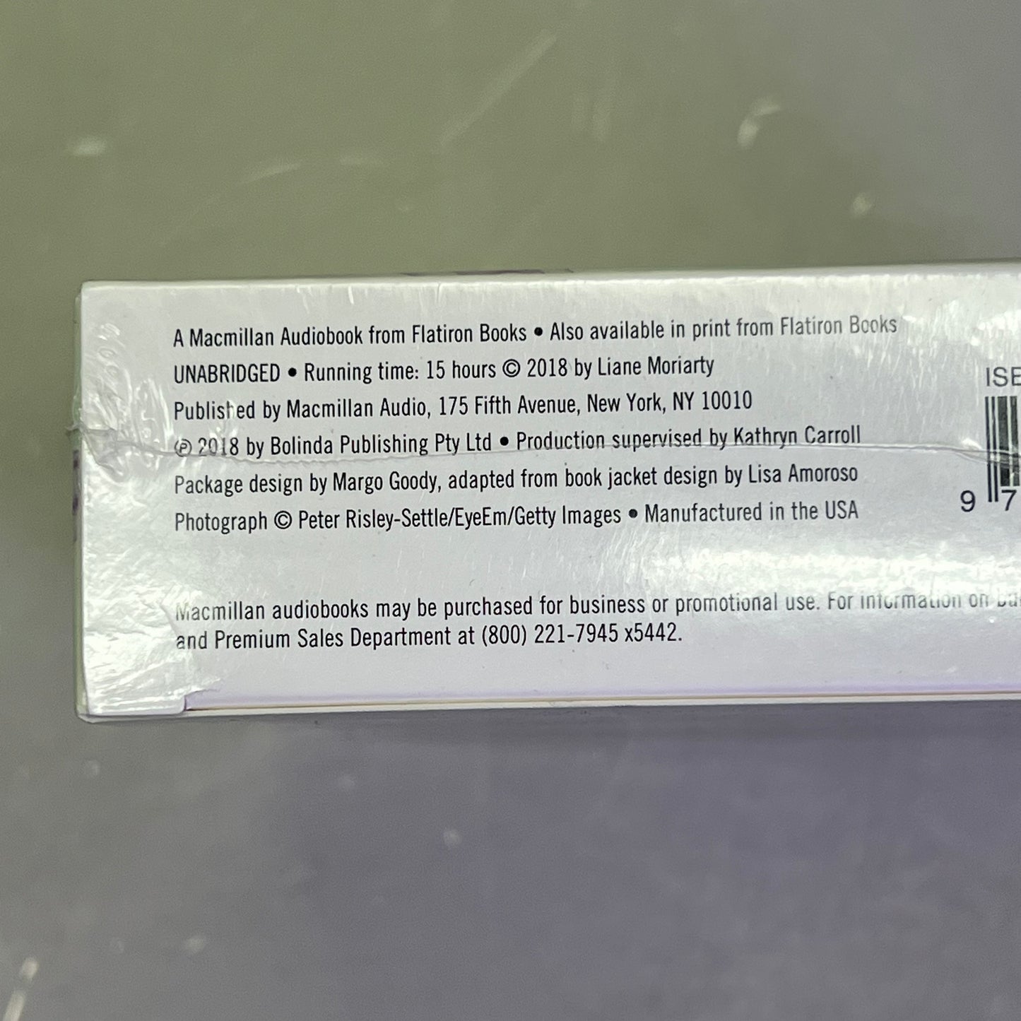 LIANE MORIARTY (13 CDs) Nine Perfect Strangers Audio Book Read By Caroline Lee