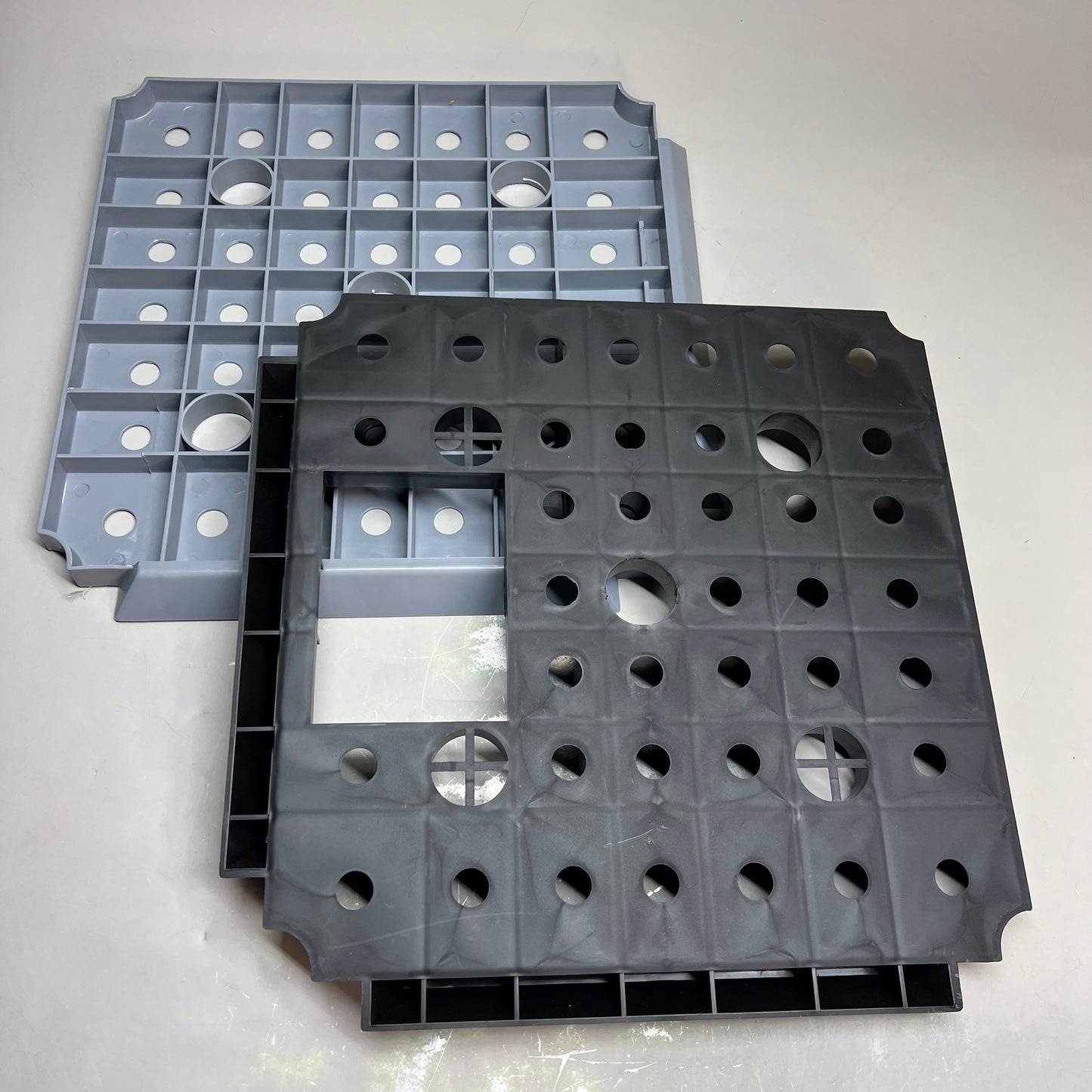 LITTLE GIANT Non-Toxic Disappearing Water Basin Parts Black DFB44PP 566560 AS-IS