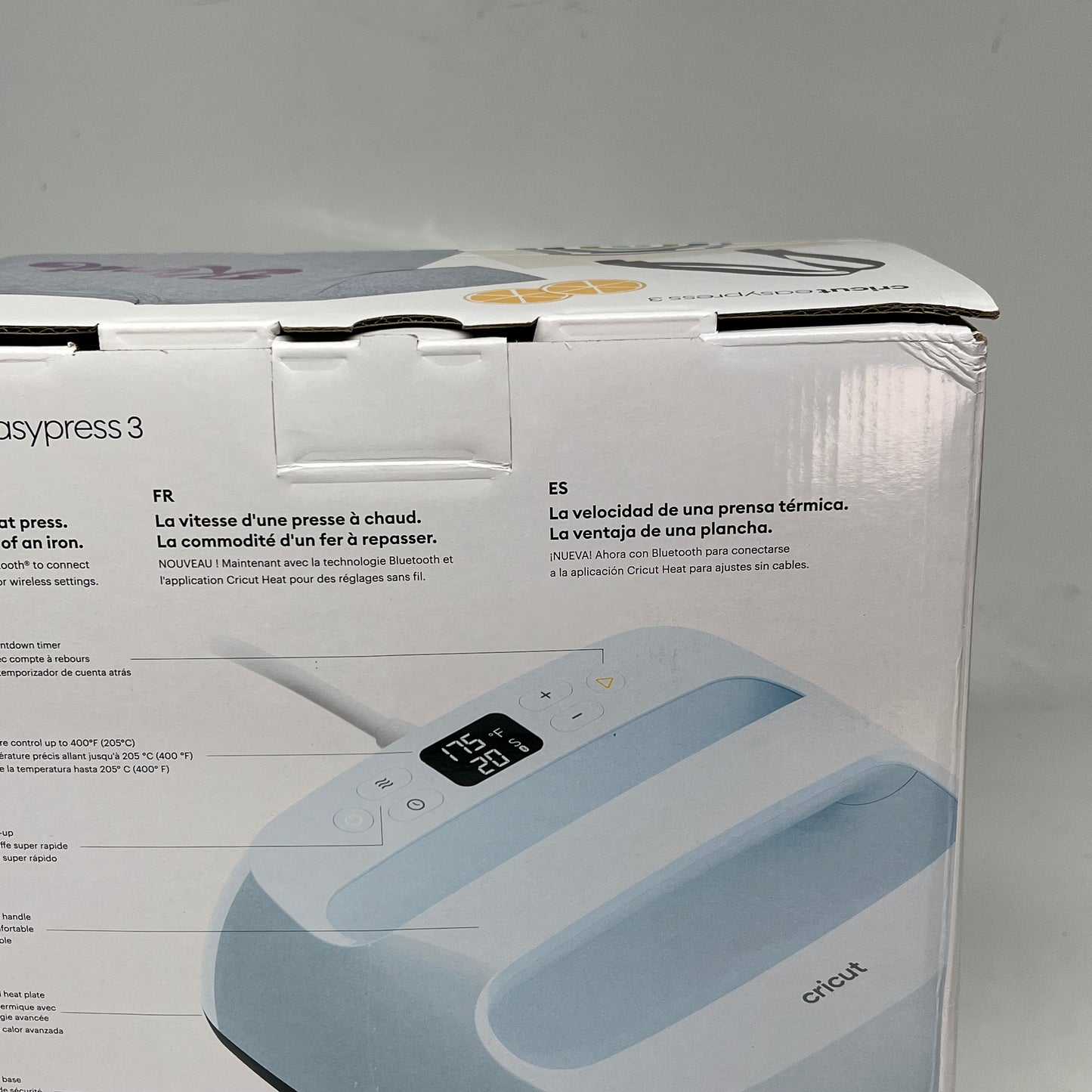 CRICUT Easy Press For Fabrics Bluetooth Connection To App 9"x9" Light Blue