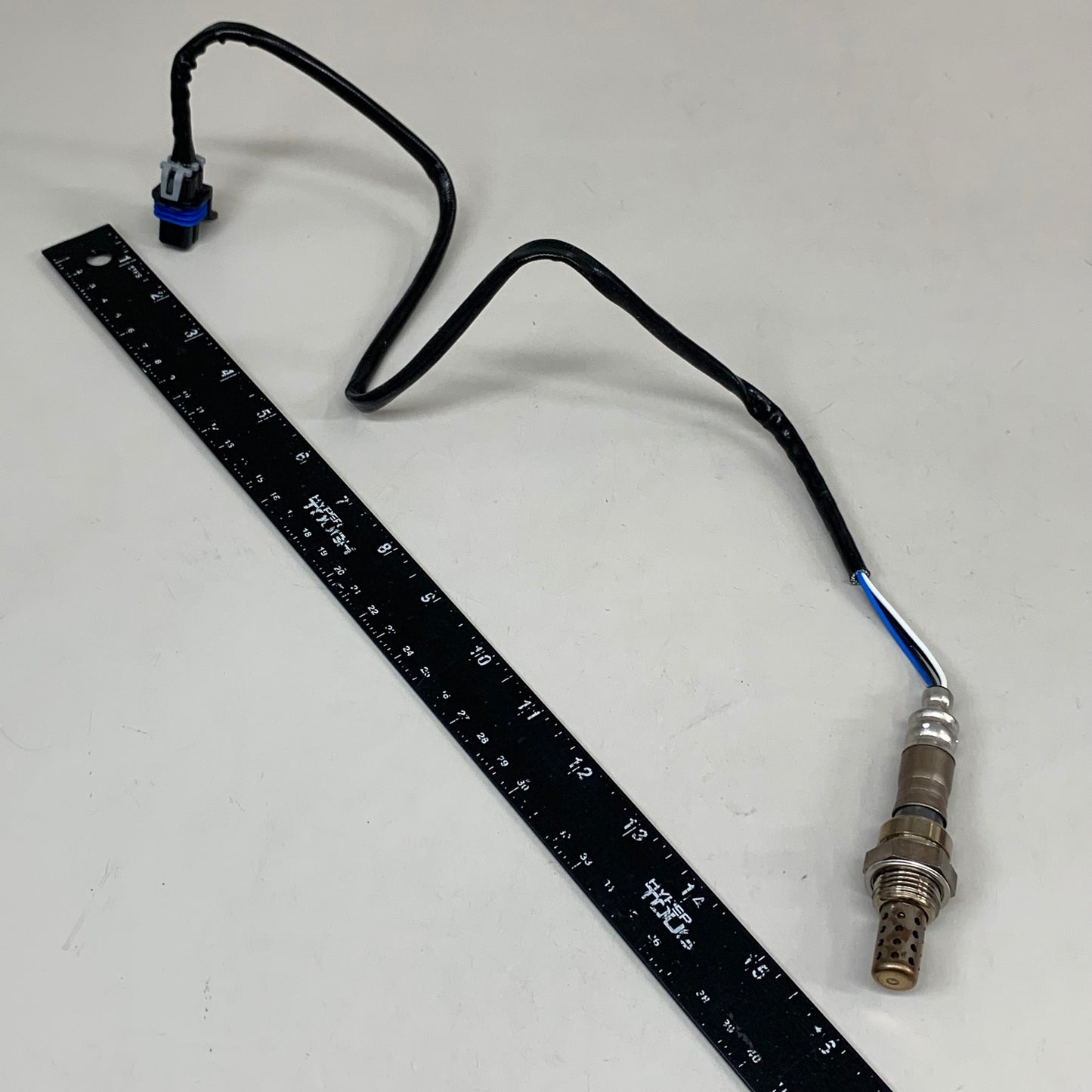 DENSO Oxygen Sensor For Chevrolet, Pontiac, Saturn Etc 2344066