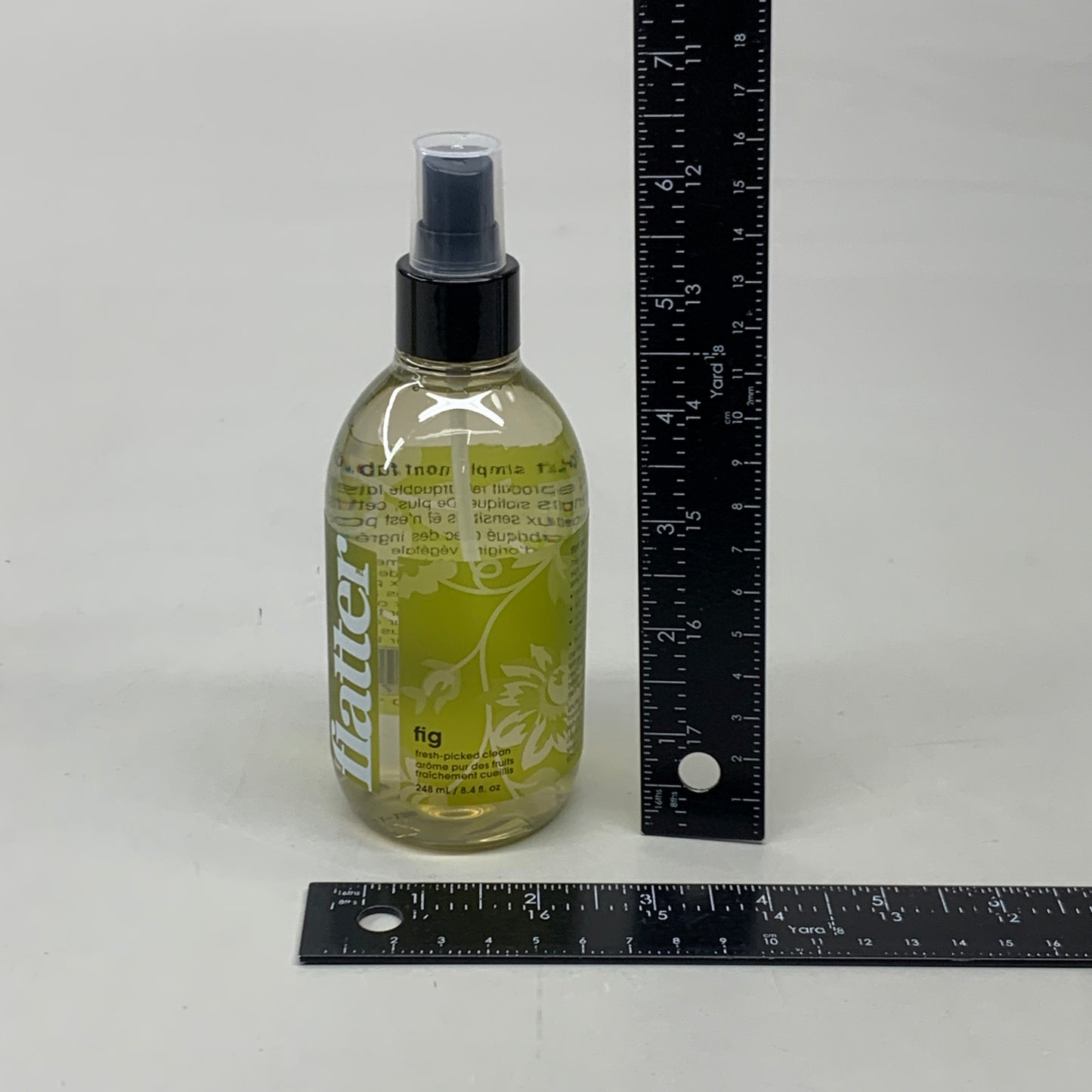 FLATTER Fig Smoothing Fabric Spray 8.4 fl oz R-F08F