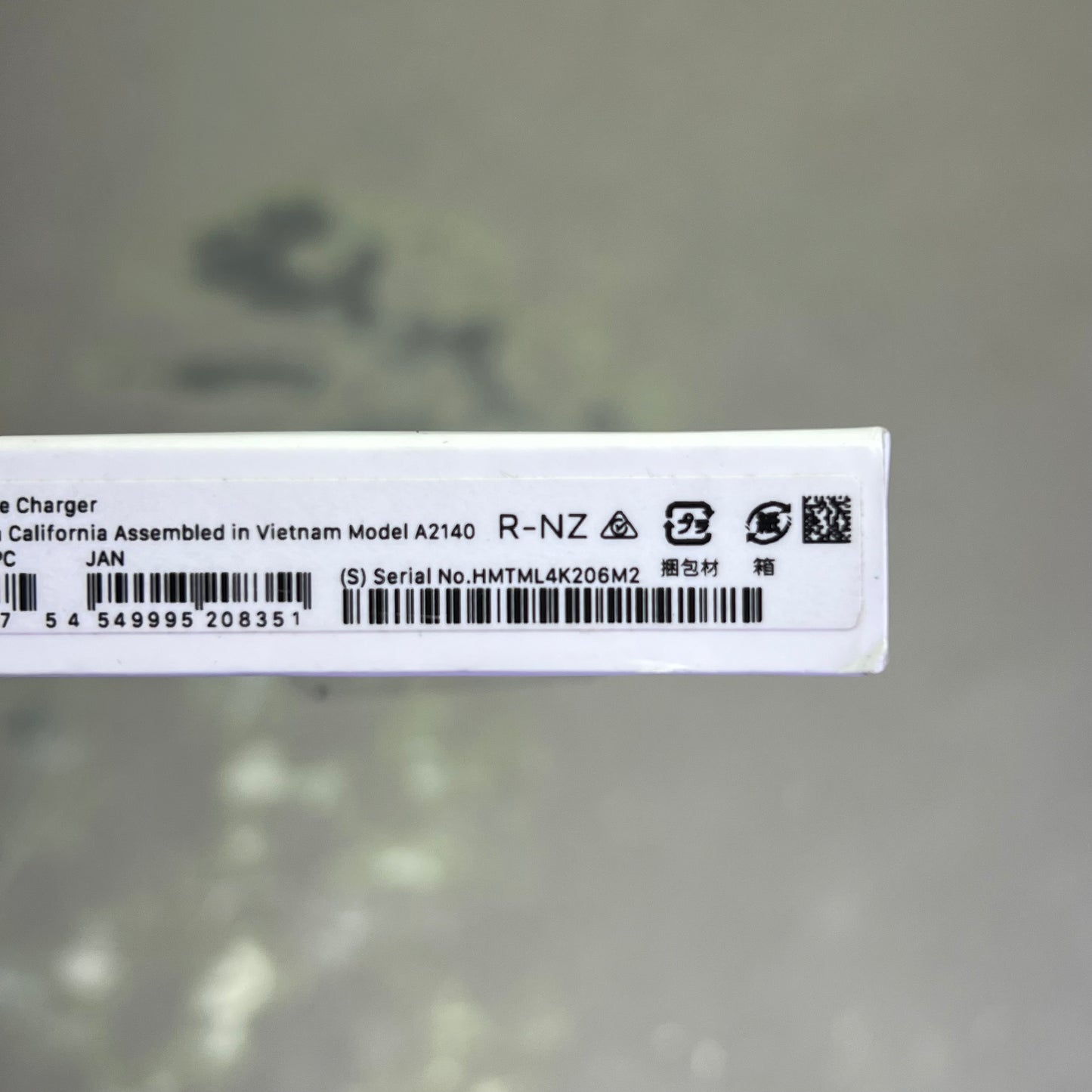 APPLE MagSafe Wireless iPhone Charger 3' Cable White MHXH3AM/A (Return)