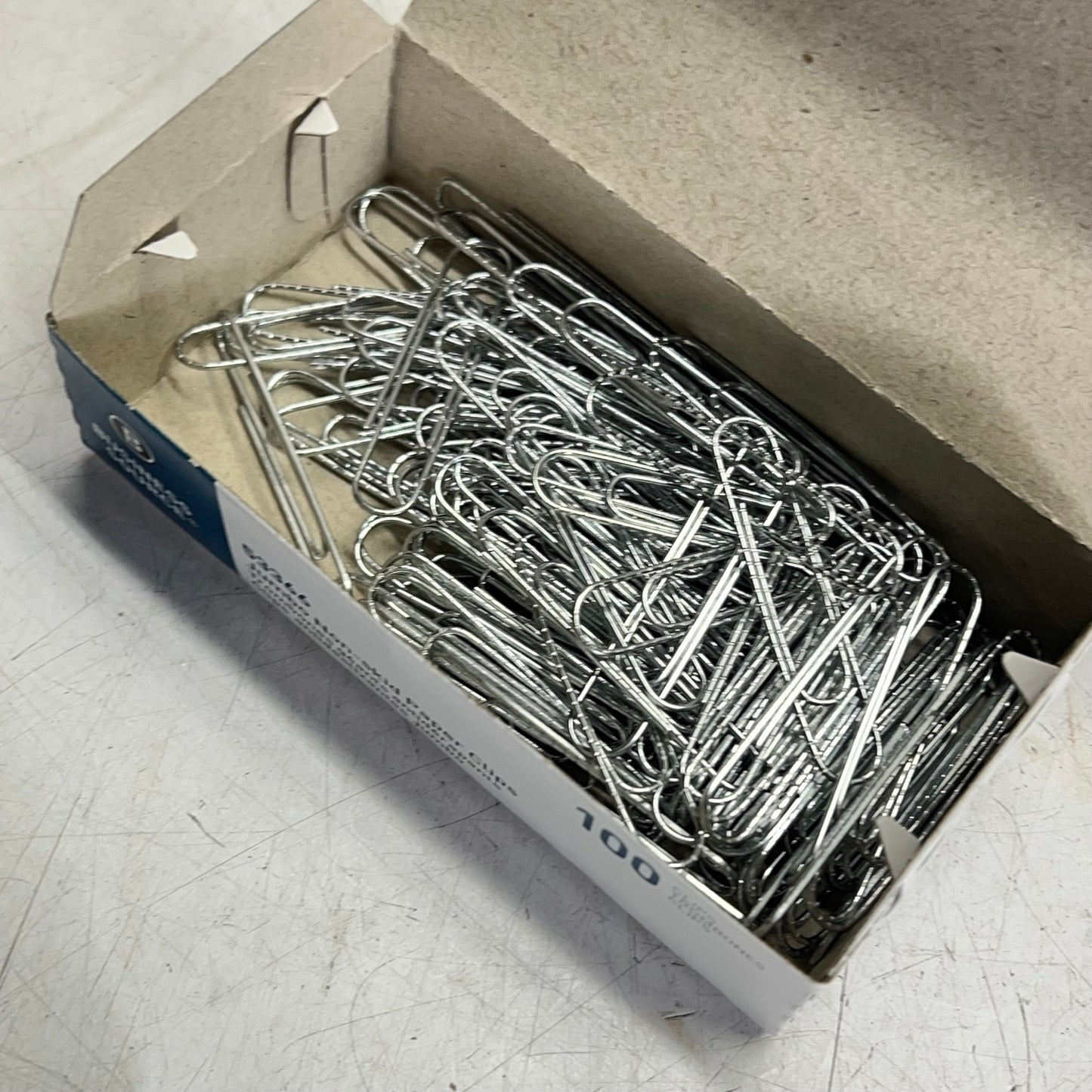 BUSINESS SOURCE (10 PACK, 100 EACH) Jumbo Non-skid Paper Clips Steel Silver