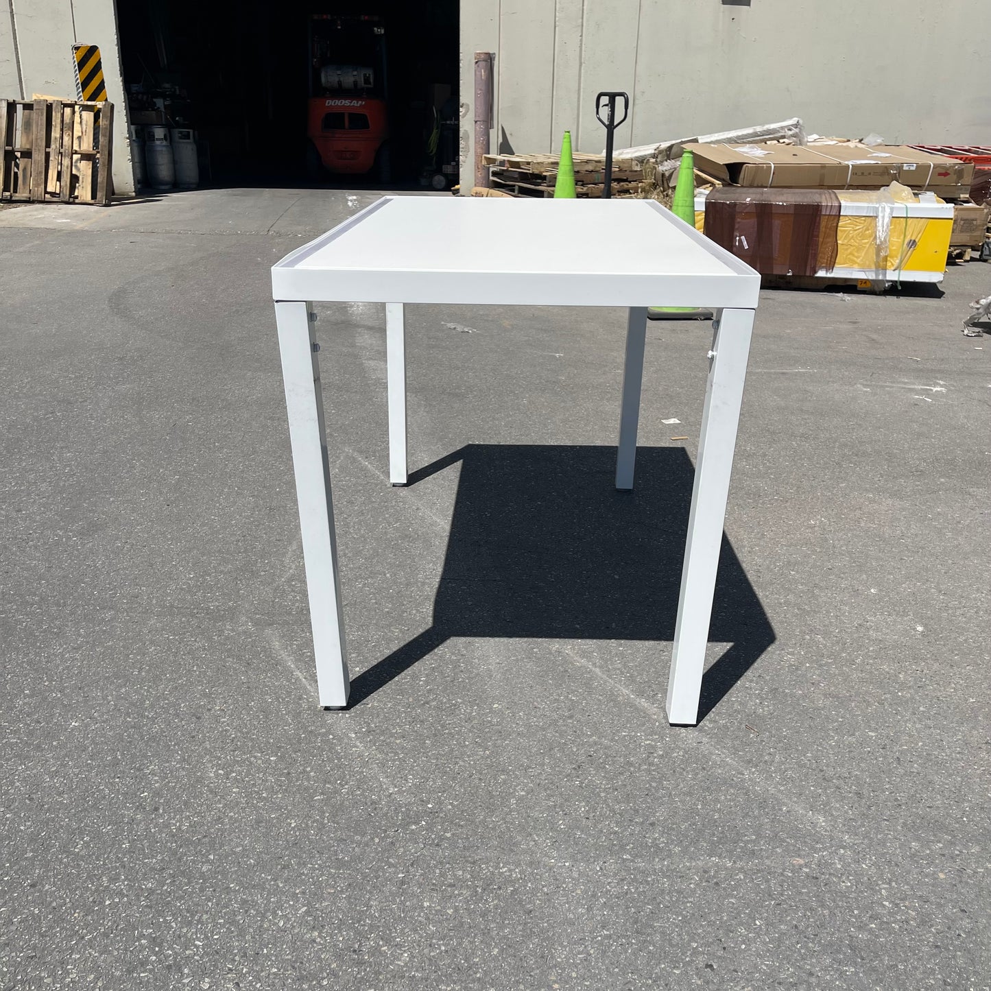 ZA@ CHANDLER Nesting Table White 54"x34"x30" WF3966 (AS-IS)