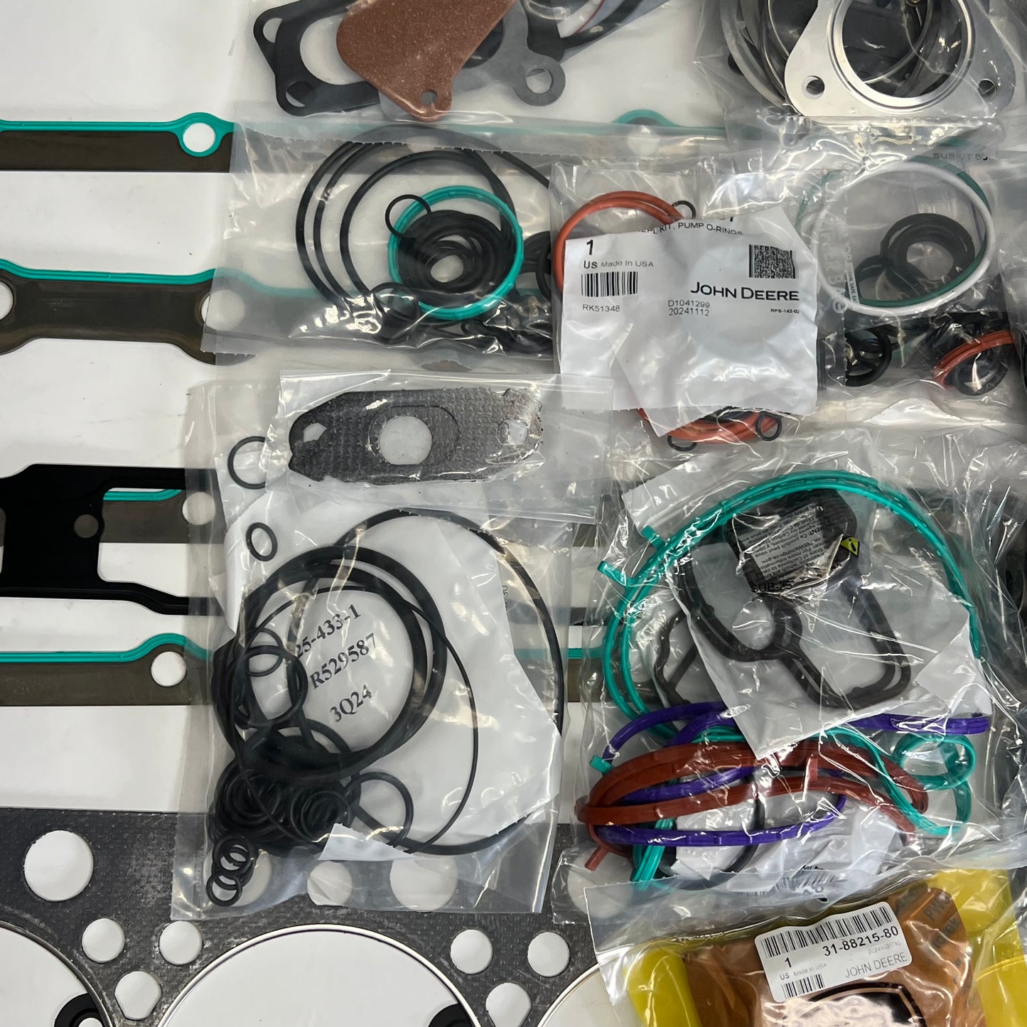 JOHN DEERE Genuine OEM Engine Gasket Kit For 9.0 Diesel DZ113616