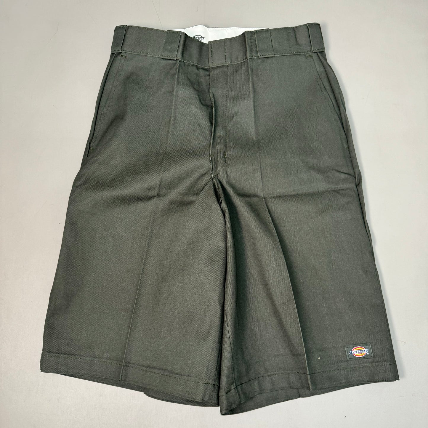 DICKIES Loose Fit Twill Work Shorts 13" Inseam Men's Sz 32 Olive Green 42283OG