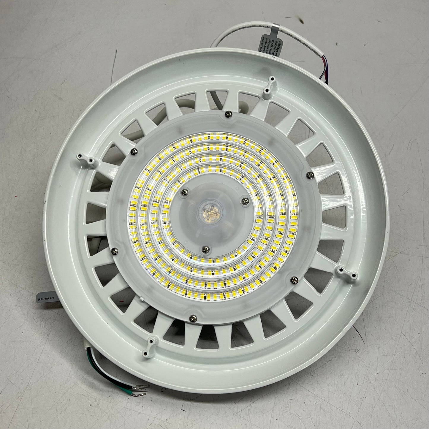 GREENTEK UFO LED High Bay Light Hook Mount 21,200 Lumens 150W White 111-100201
