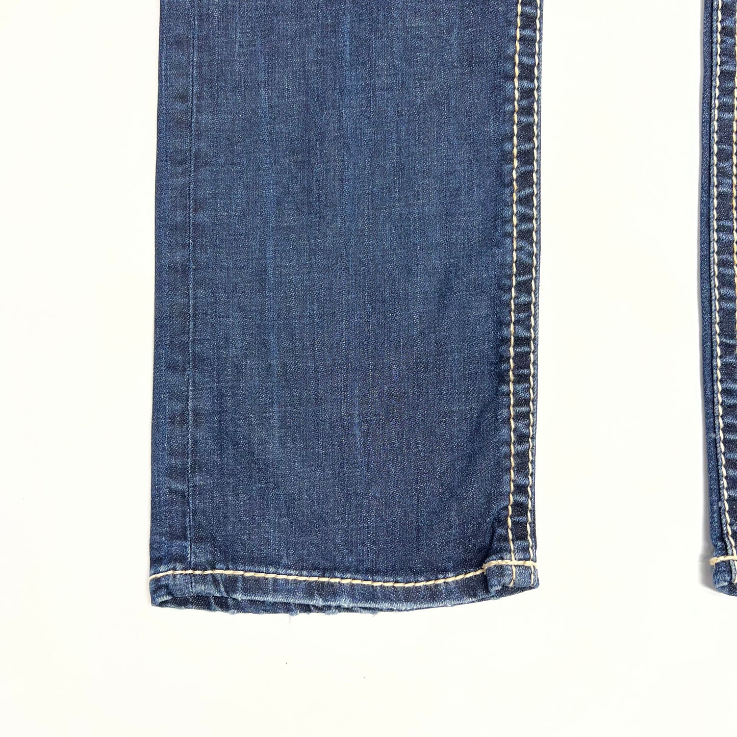 SILVER JEANS CO Mid Rise Straight Luxe Stretch Jean Women's Sz 31/36 Aurora