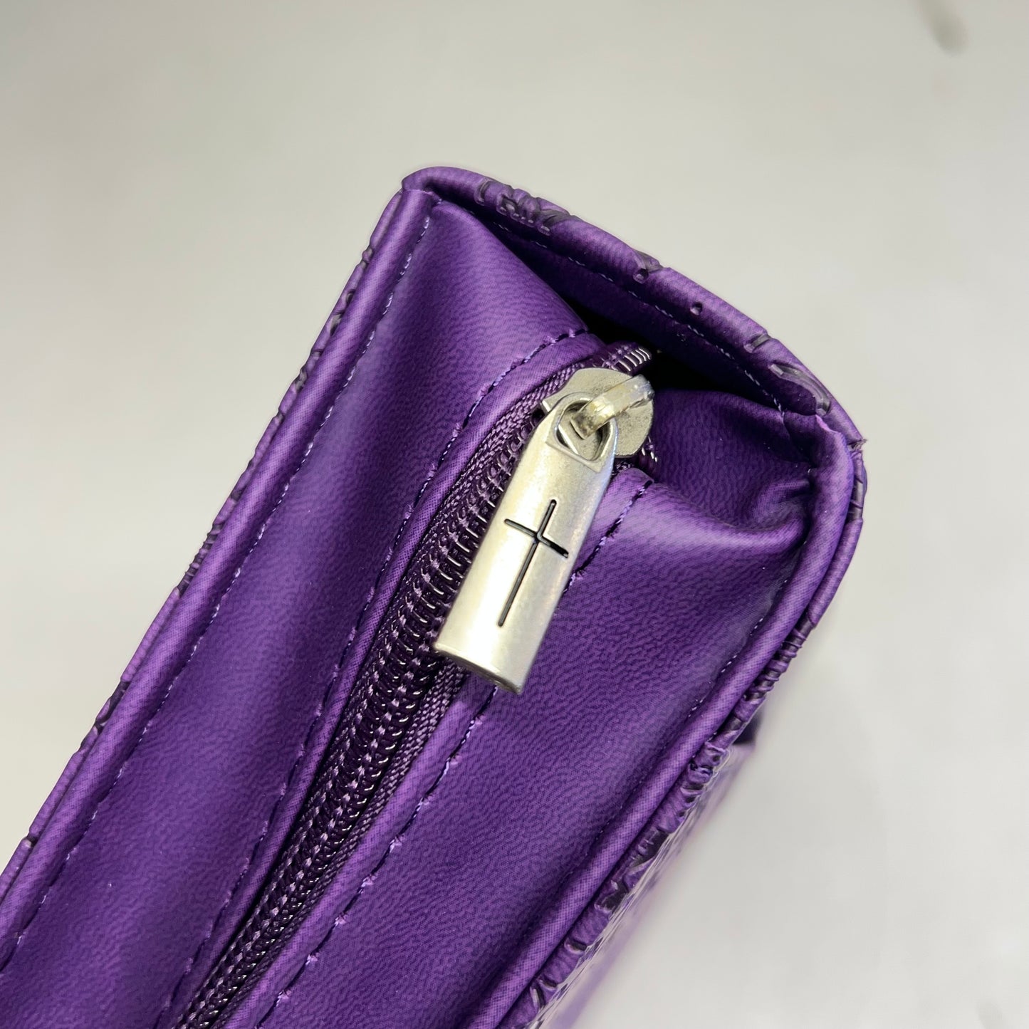 CHRISTIAN ART GIFTS Philippians 4:13 Faux Leather Bible Cover  7"x10" Purple