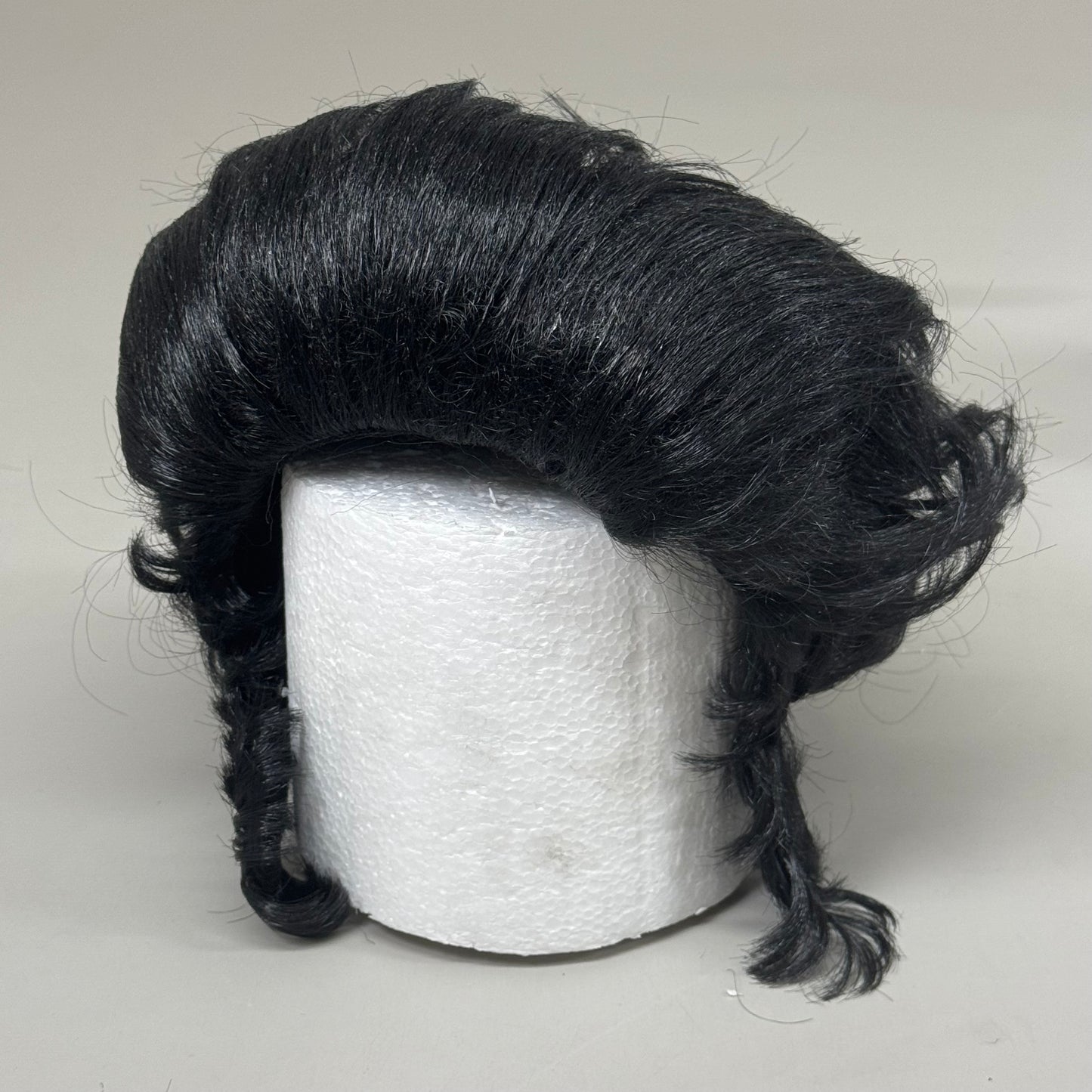 CALIFORNIA COSTUMES Men's Rock n' Roll Wig Black Ages 14+ 70035