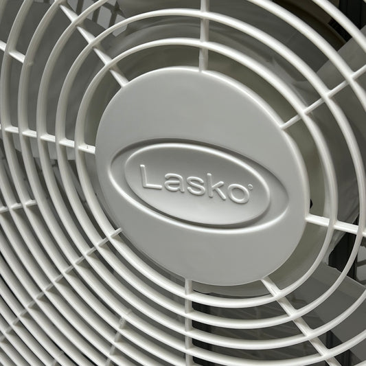 ZA@ LASKO Weather Shield Box Fan High Performance 20" Blade White (As-Is)