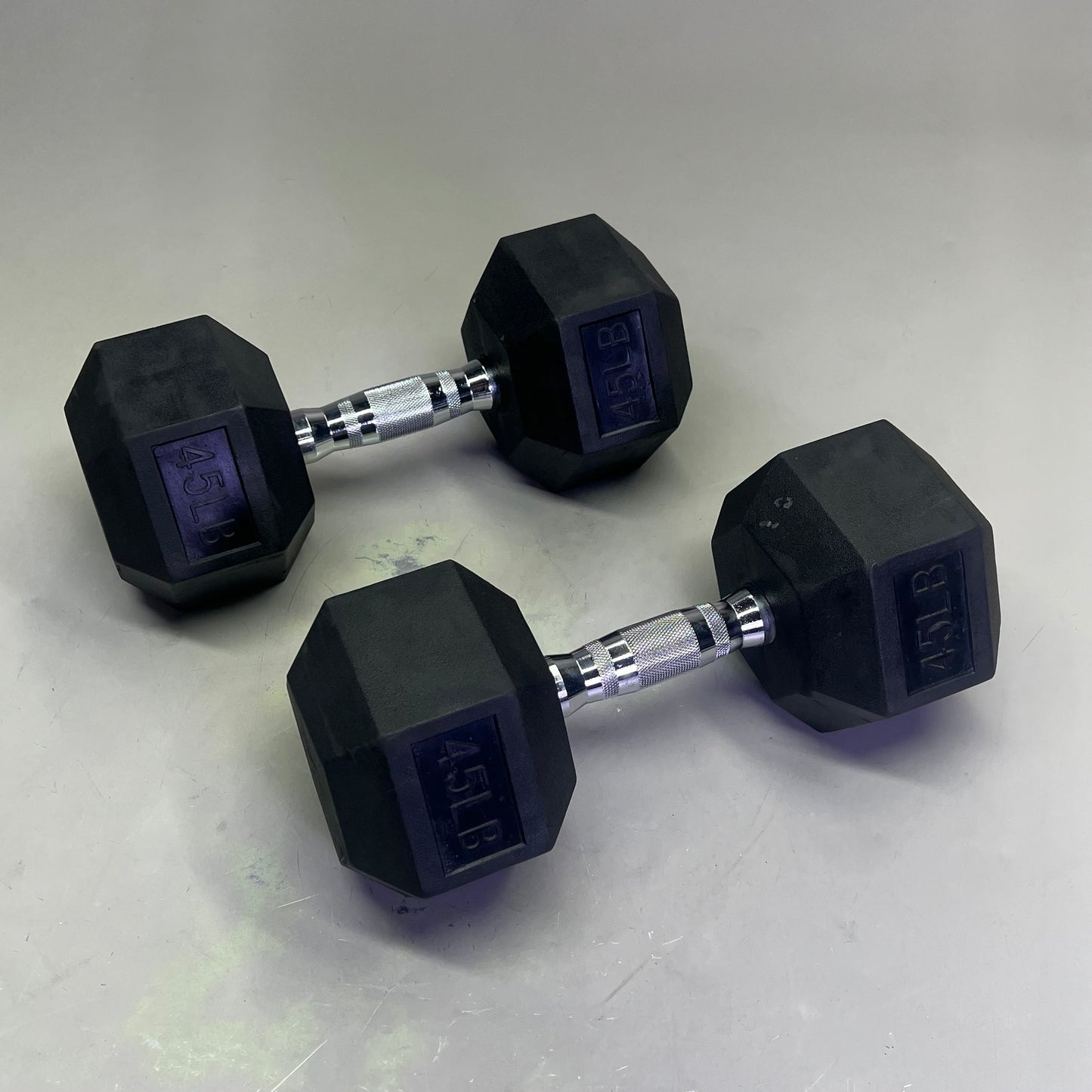ZA@ CAP (2 PACK, 45 LBS Each) Hexagon Rubber Dumbbell Set Contoured Handle Black/Chrome