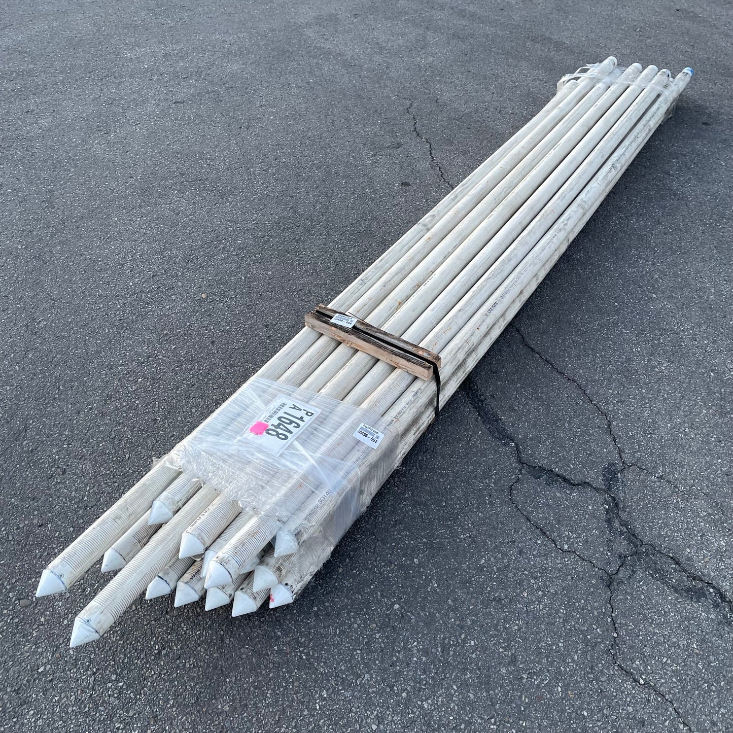 ZA@ Pallet of CRESLINE PVC Pipes 120”x2” (AS-IS)