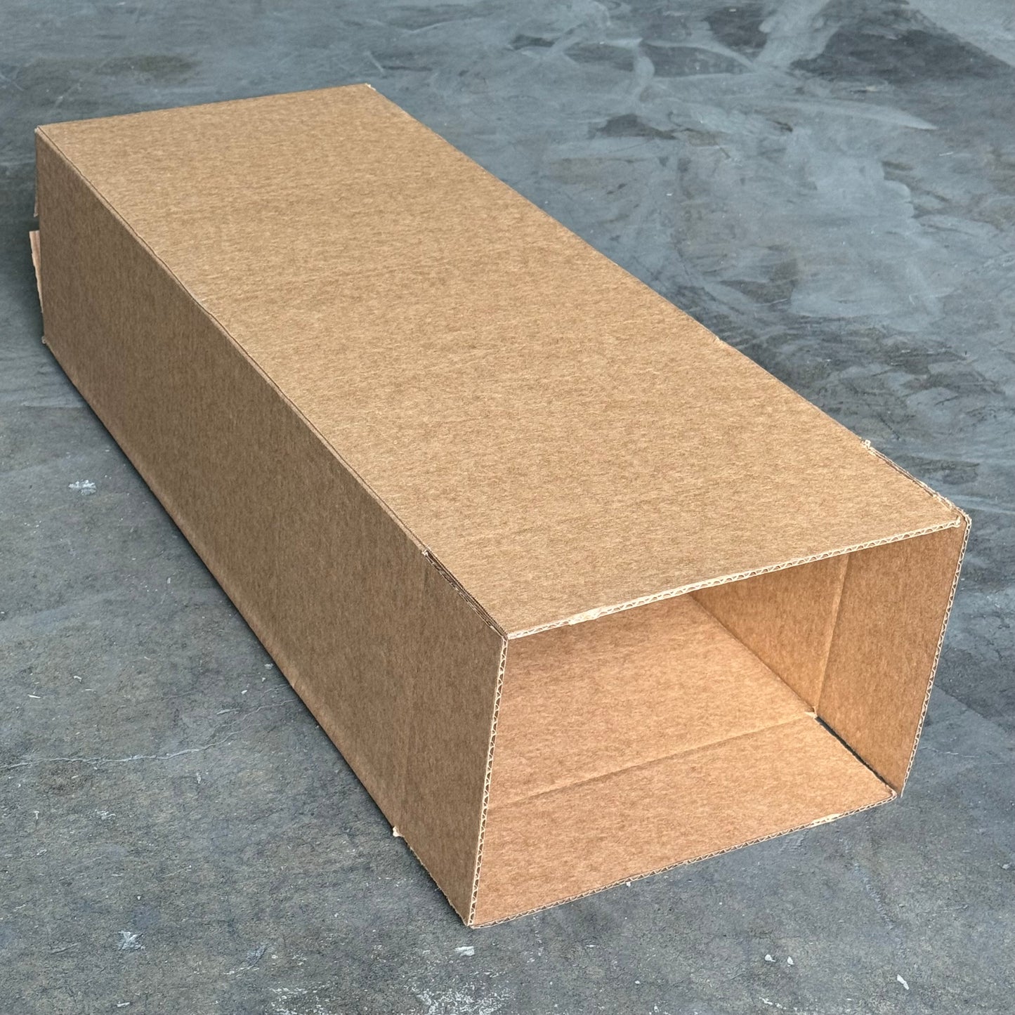 Single Wall Cardboard Boxes (4 Pack of 25 Boxes) Sz 32 1/2” L x 12 1/2” W x 8”T