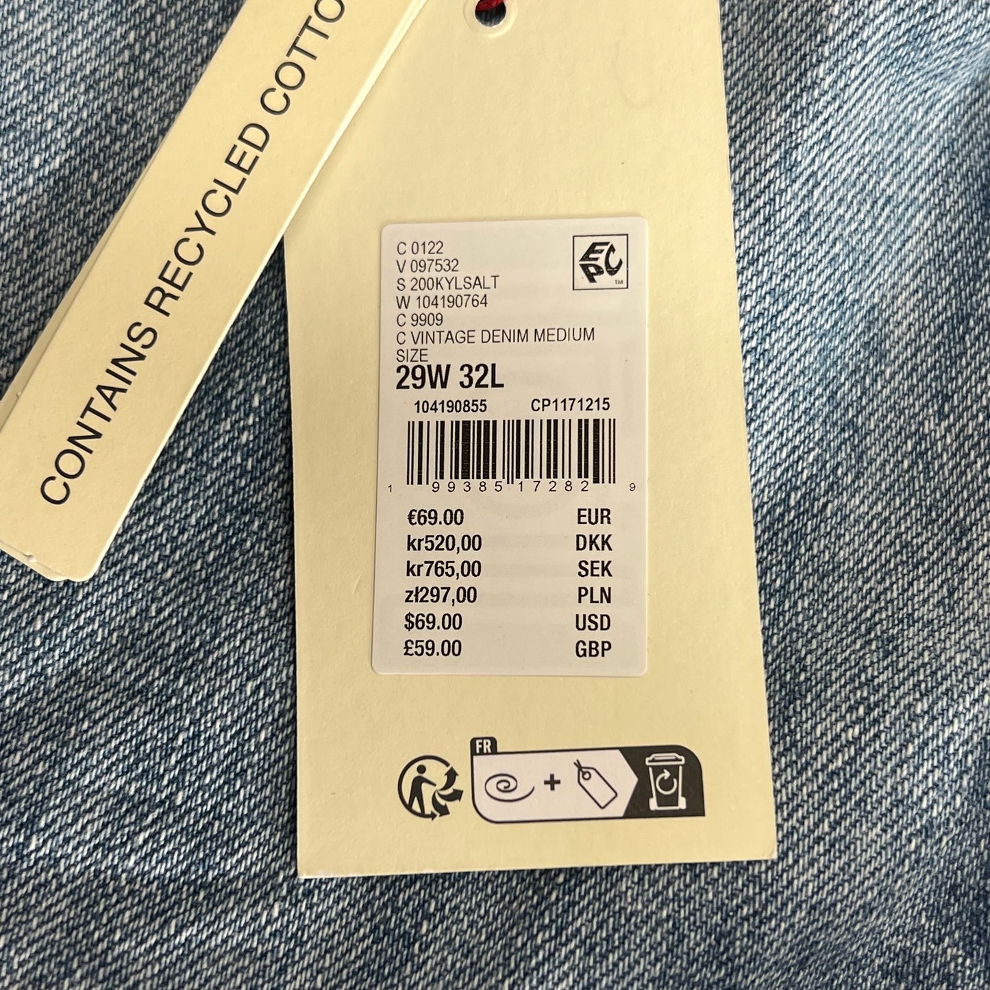 URBAN OUTFITTERS Kayla Low-rise Jeans Women's Sz 29W 32L Salton CP1171215