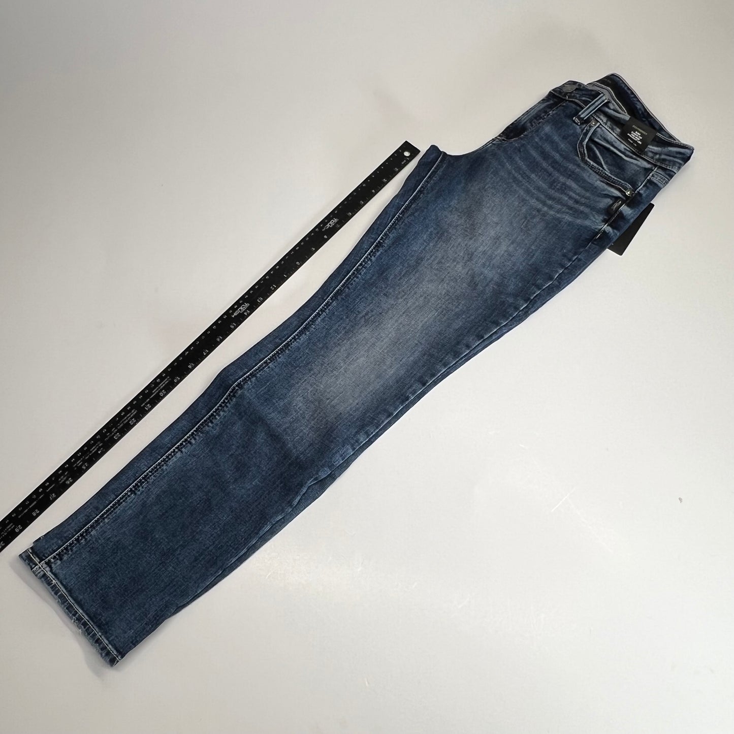SILVER JEANS CO Suki Curvy Mid Rise Straight Leg Women's Sz 30/31 Dark Sandblast