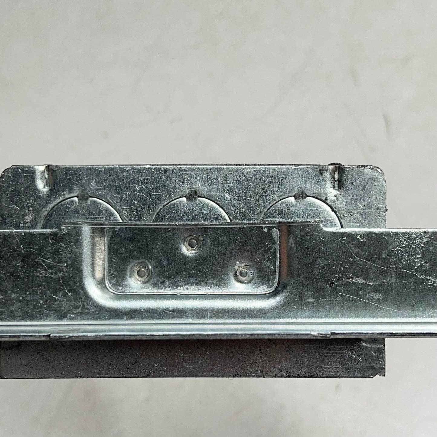 HUBBEL RACO Handy Box Pre-galvanized Steel 2-1/8" Deep - 4"x2" Silver 671