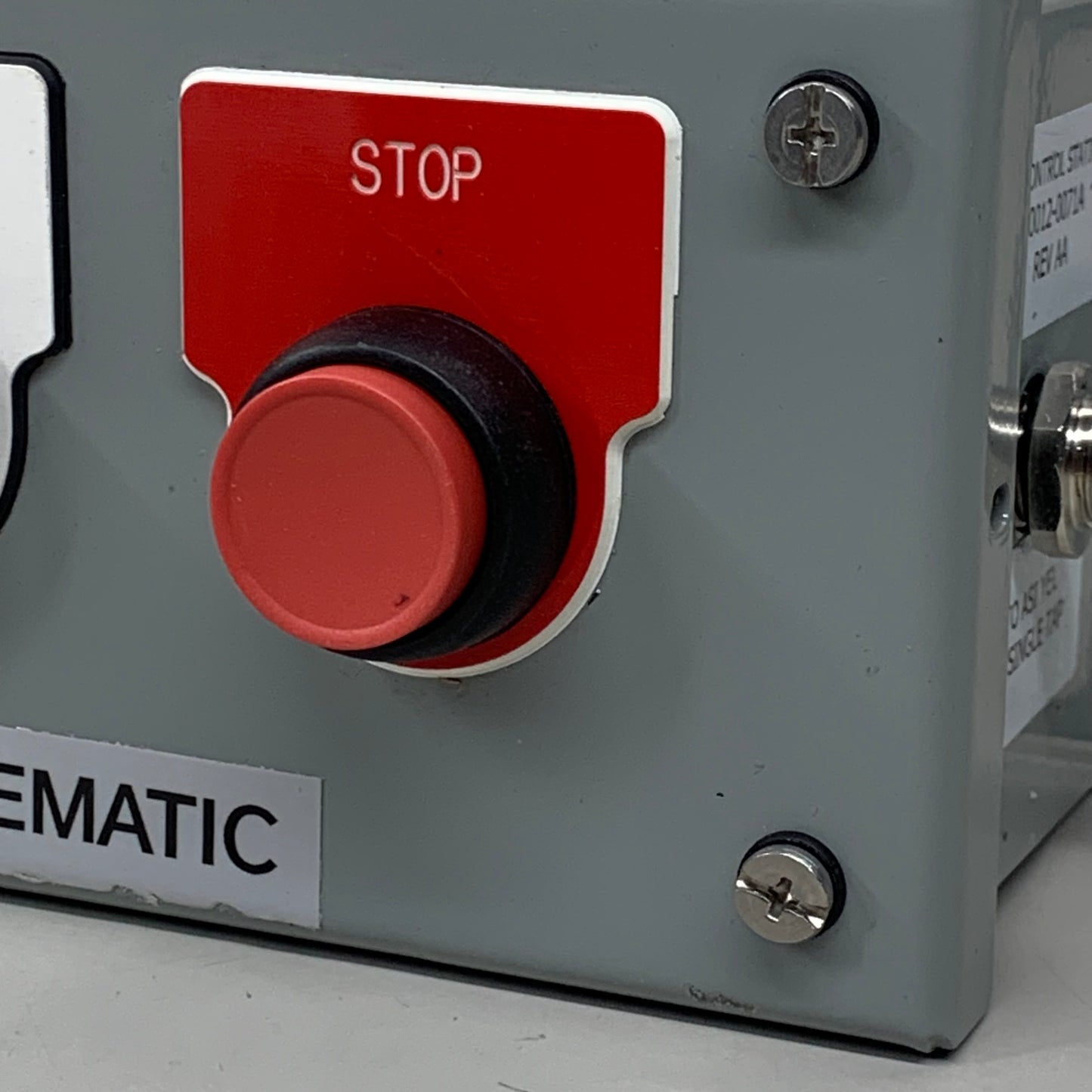 DEMATIC Enclosed Industrial Control Panel Start/Stop 7" x 3.5" Grey F75137164