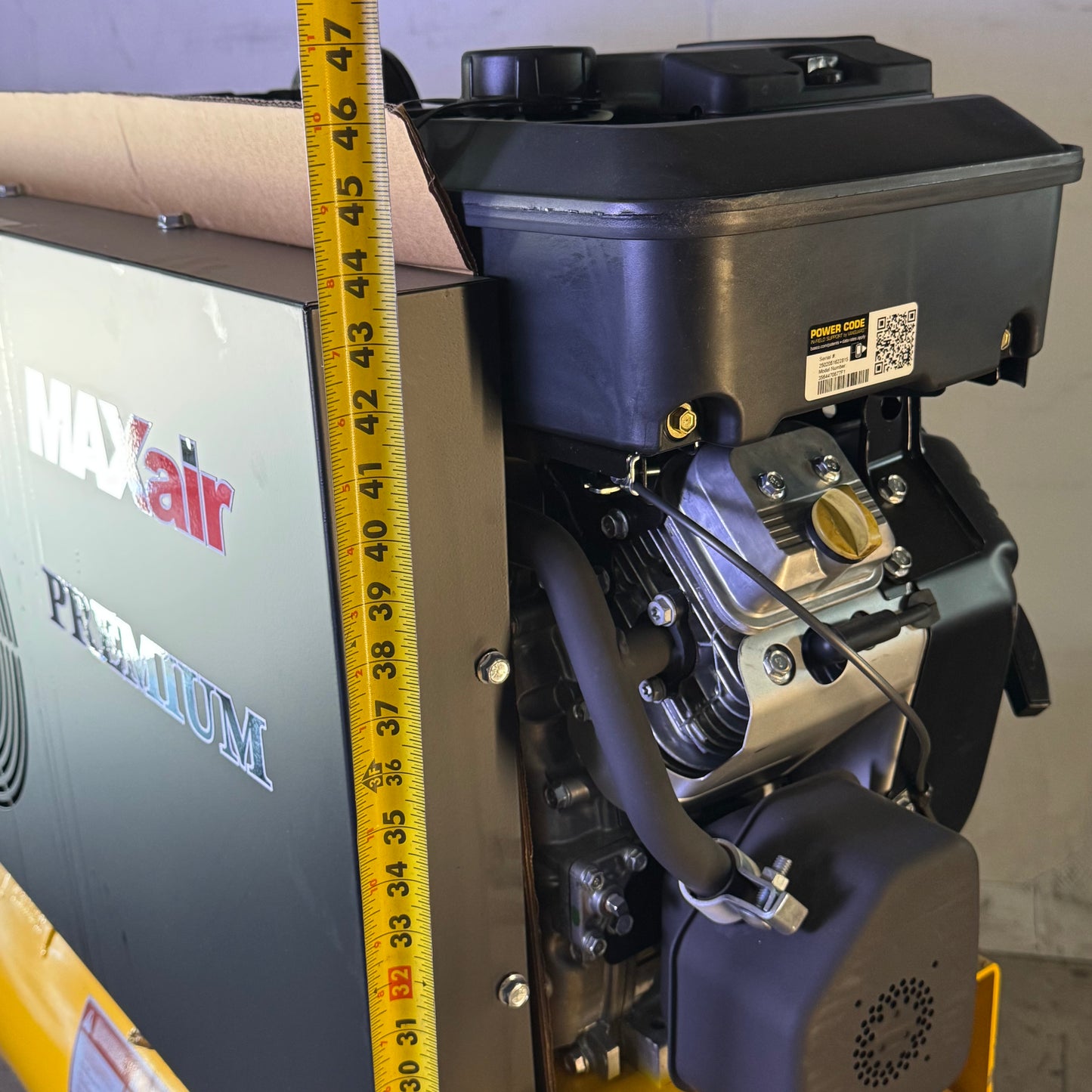 MAXAIR Premium Truck Mount Air Compressor - 18 HP, 55 Gal, 170 PSI 18G55TRKE-H-MAP (New Other, Distressed Box)
