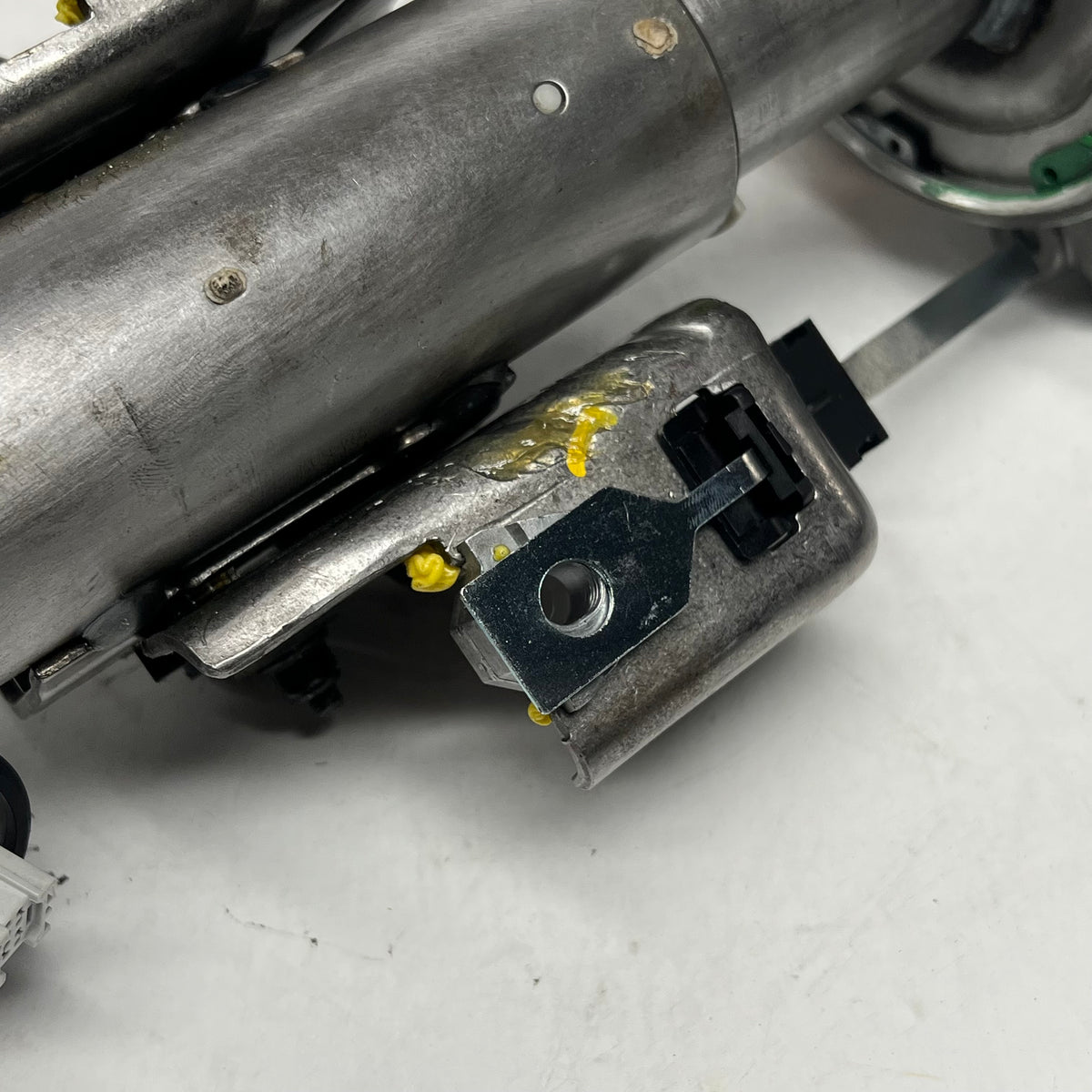 VISION-OE Reman Steering Column For Chevrolet Malibu & Pontiac 992-0104
