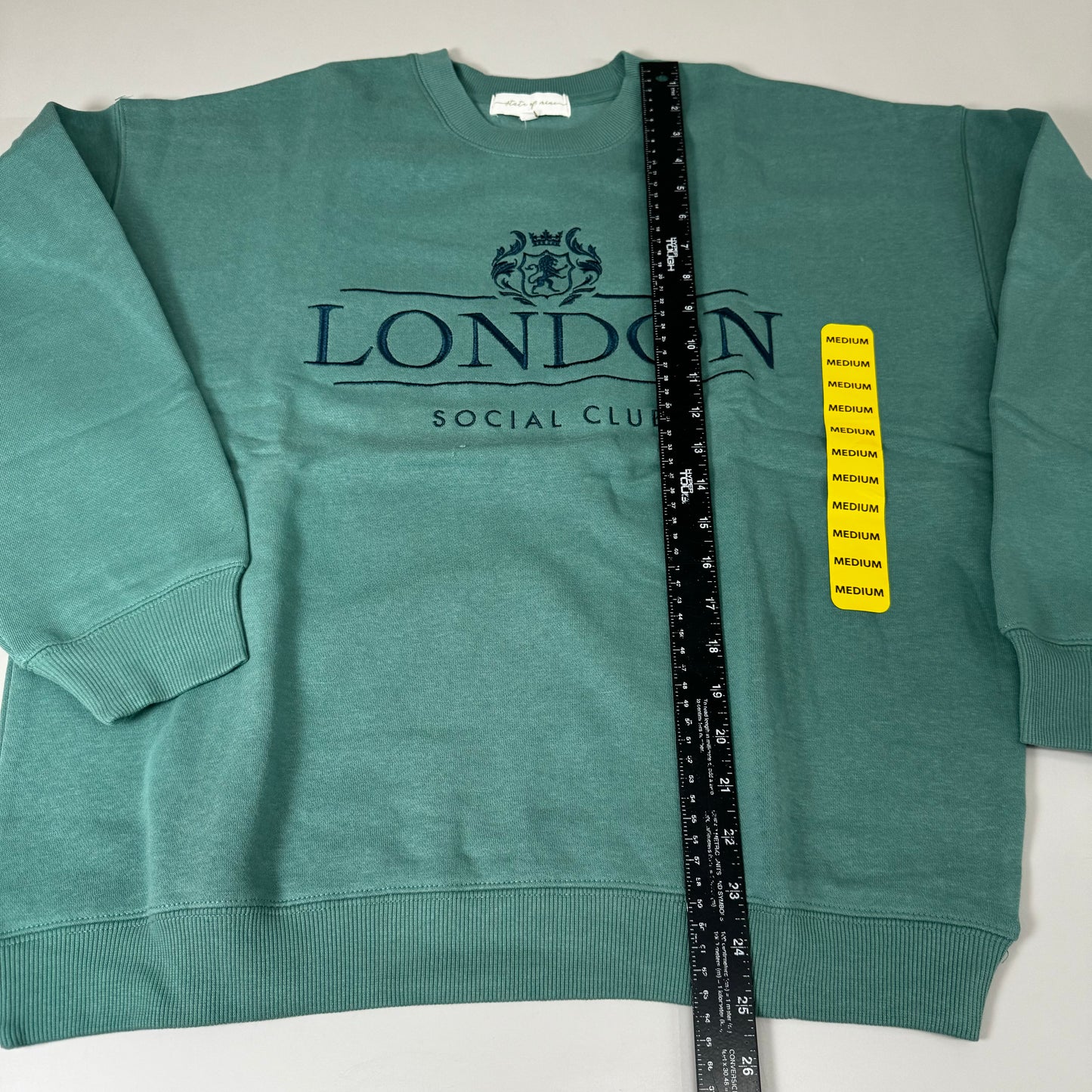 STATE OF MINE London Embroidered Crewneck Hoodie Sage Women's Sz M 15711