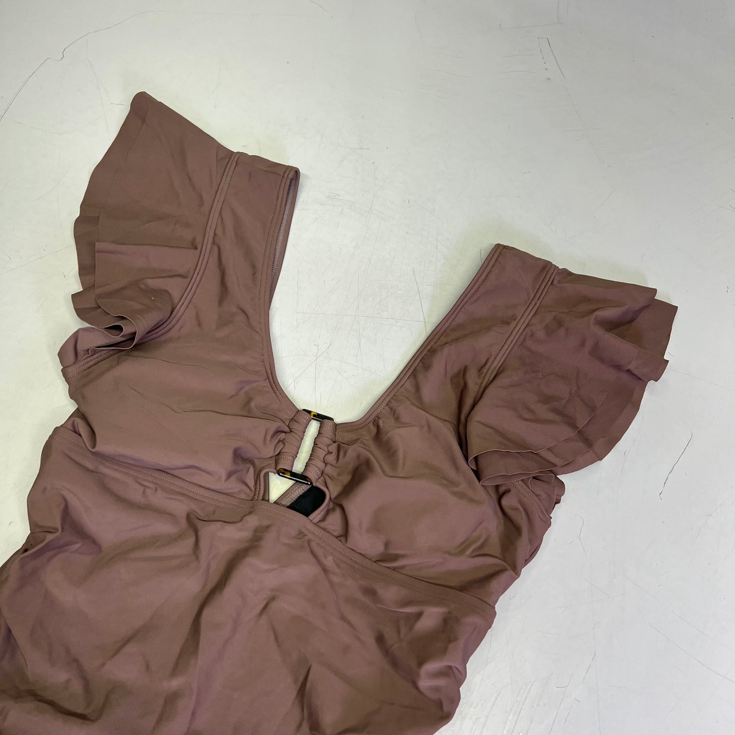 CHARMO Deep Scoop Neck Ruffle Cap Sleeve Swimsuit Women's Sz M Milk Chocolate