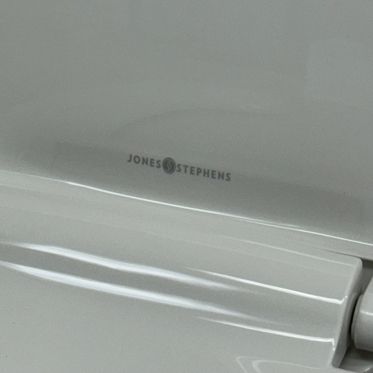 JONES STEPHENS Slow Close Premium Plastic Toilet Seat 16 1/2" White C1606OS00