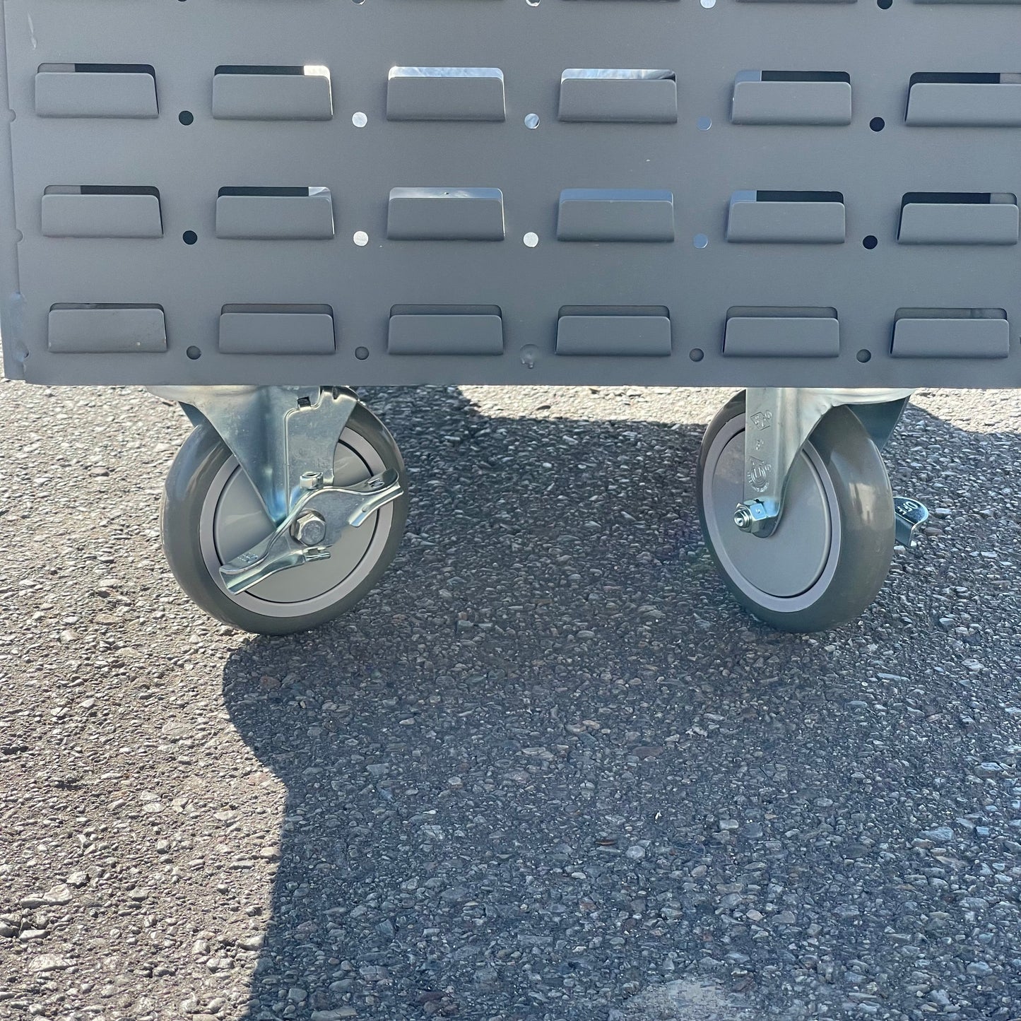 DURHAM 8-Rod Mobile Wire Spool Rack Cart with 2 Sides of Louvered Panels 32"x18"x46.5" Grey MWSR8-LP-95