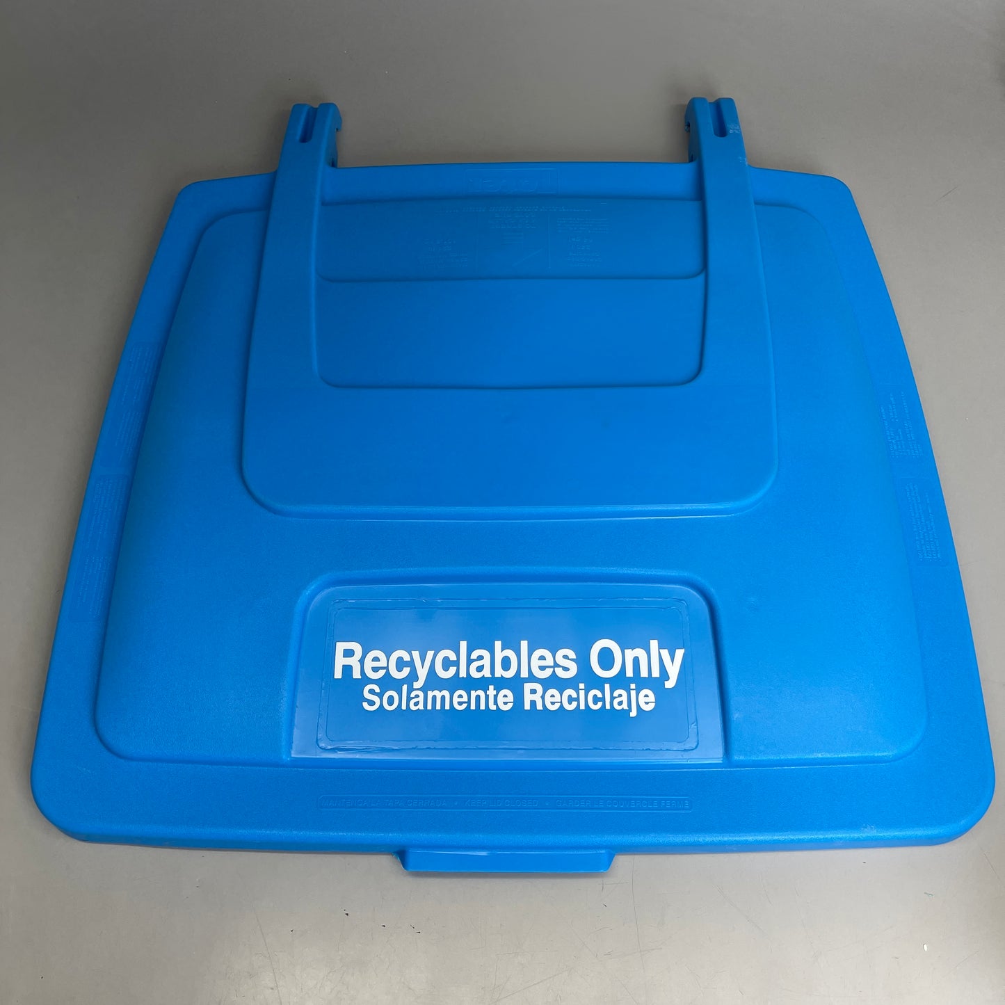 TOTER Replacement Lid "Recyclables" for 64 Gallon 2-Wheel Trash Can Blue 96764