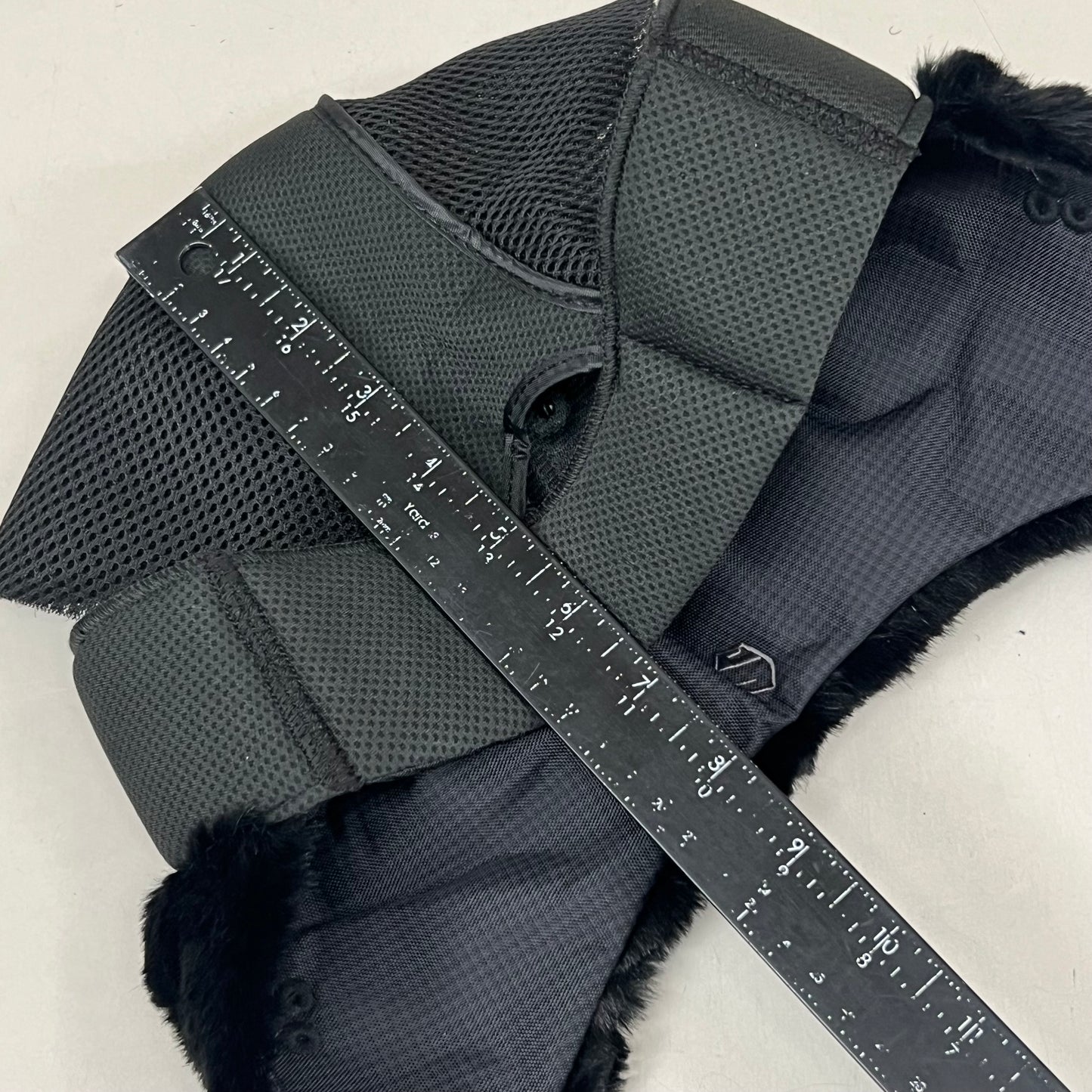 SAMSHIELD Winter Liner for Equestrian Helmets SZ 59L 7-3/8" Black