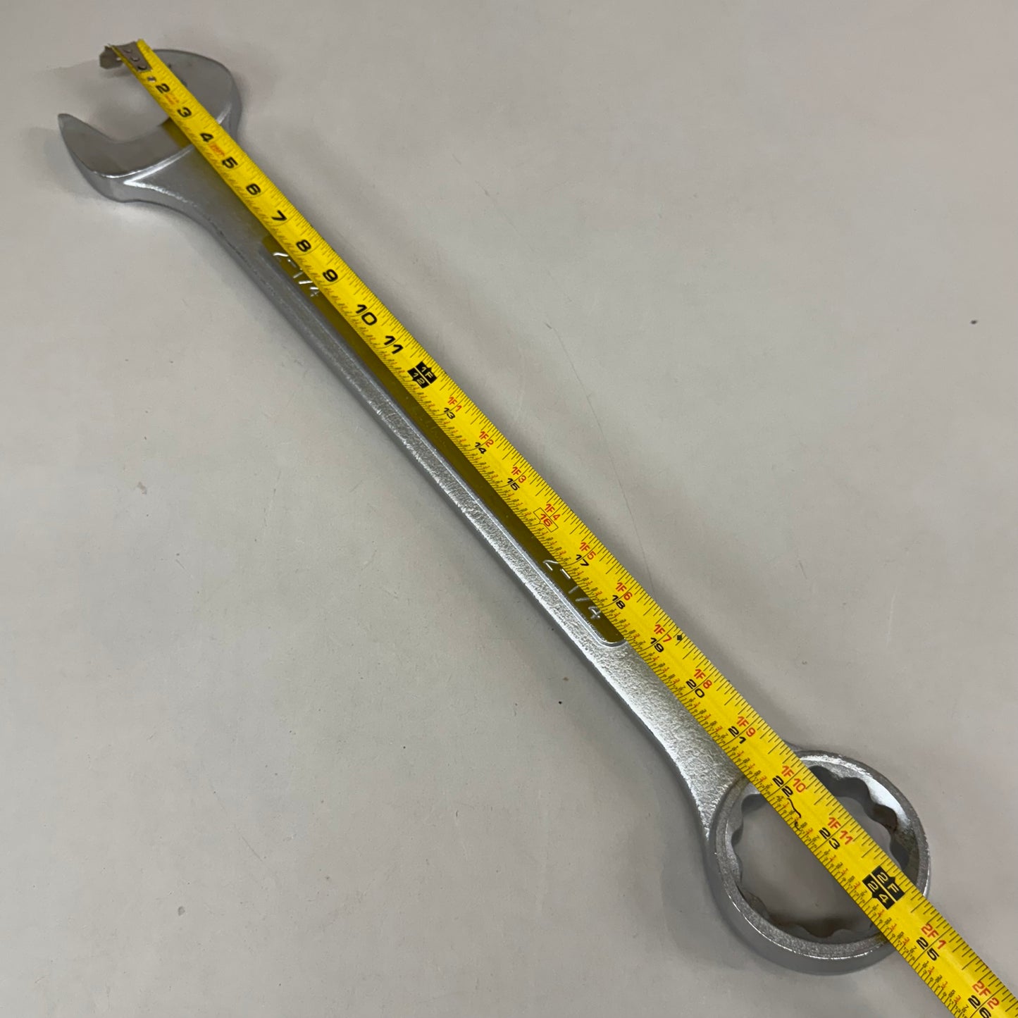 TITAN (4 Pieces) Jumbo SAE Combination Wrench Set 2-1/8" to 2-1/2" 17291