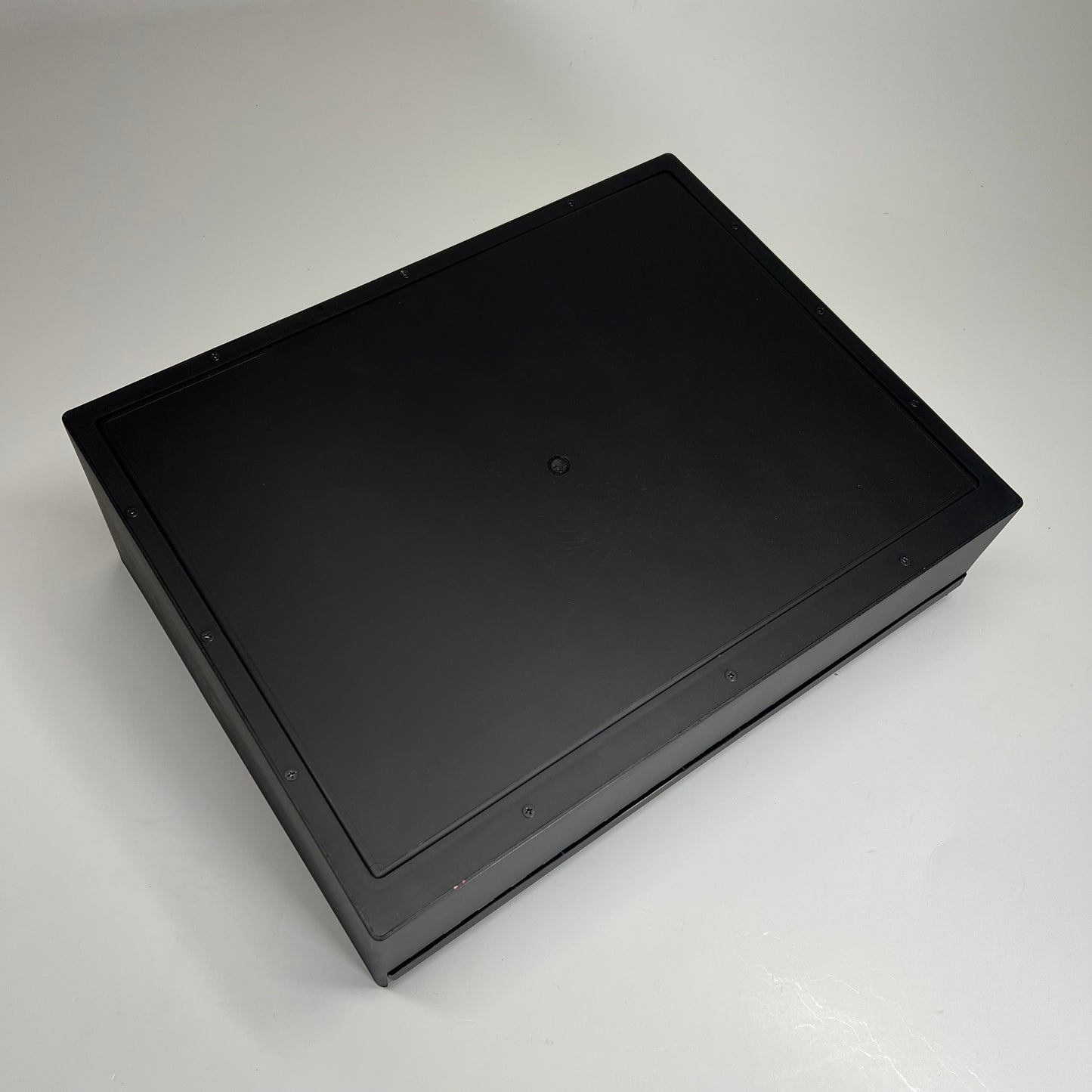 PEDESTAL PRO Landscape Polycarbonate Housing 20"x16" Black LANDO-PC-20X16-E-BLK