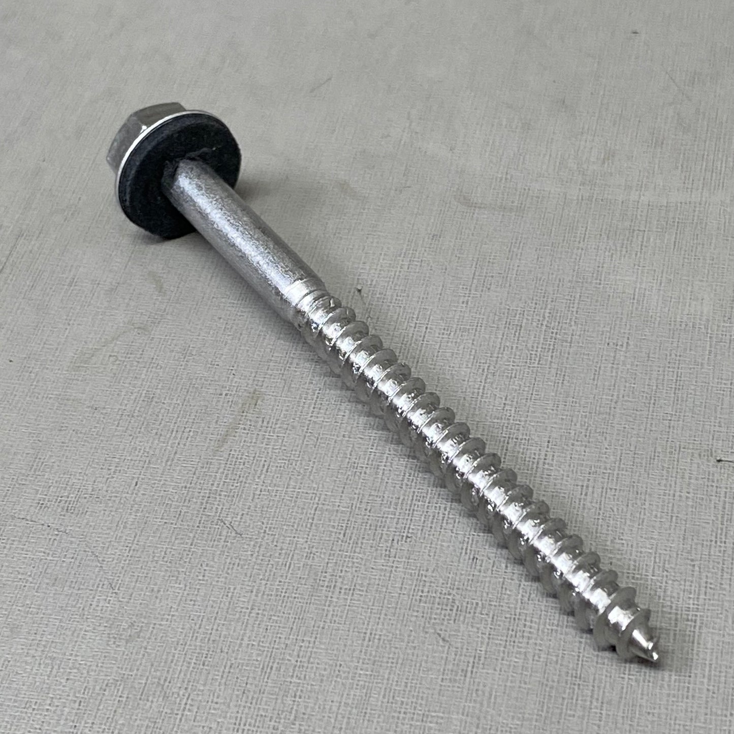 EDS INDIA (60 Count) Hex Head Long Screw A2 W/ EPM Washer 1/4"x3.5" Chrome P28404304