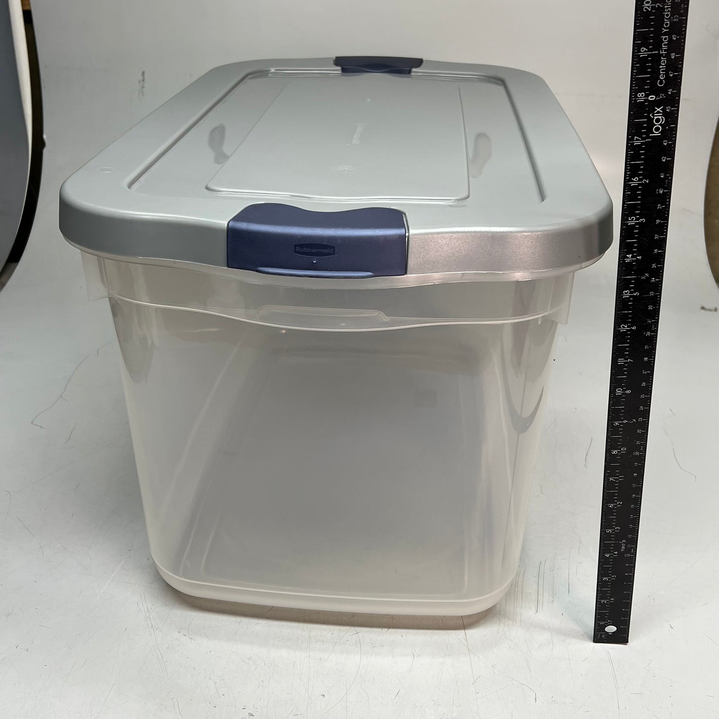 ZA@ RUBBERMAID (2 PACK) Roughneck Storage Tote Break-Resistant Material 66 qt Clear RMRC066001