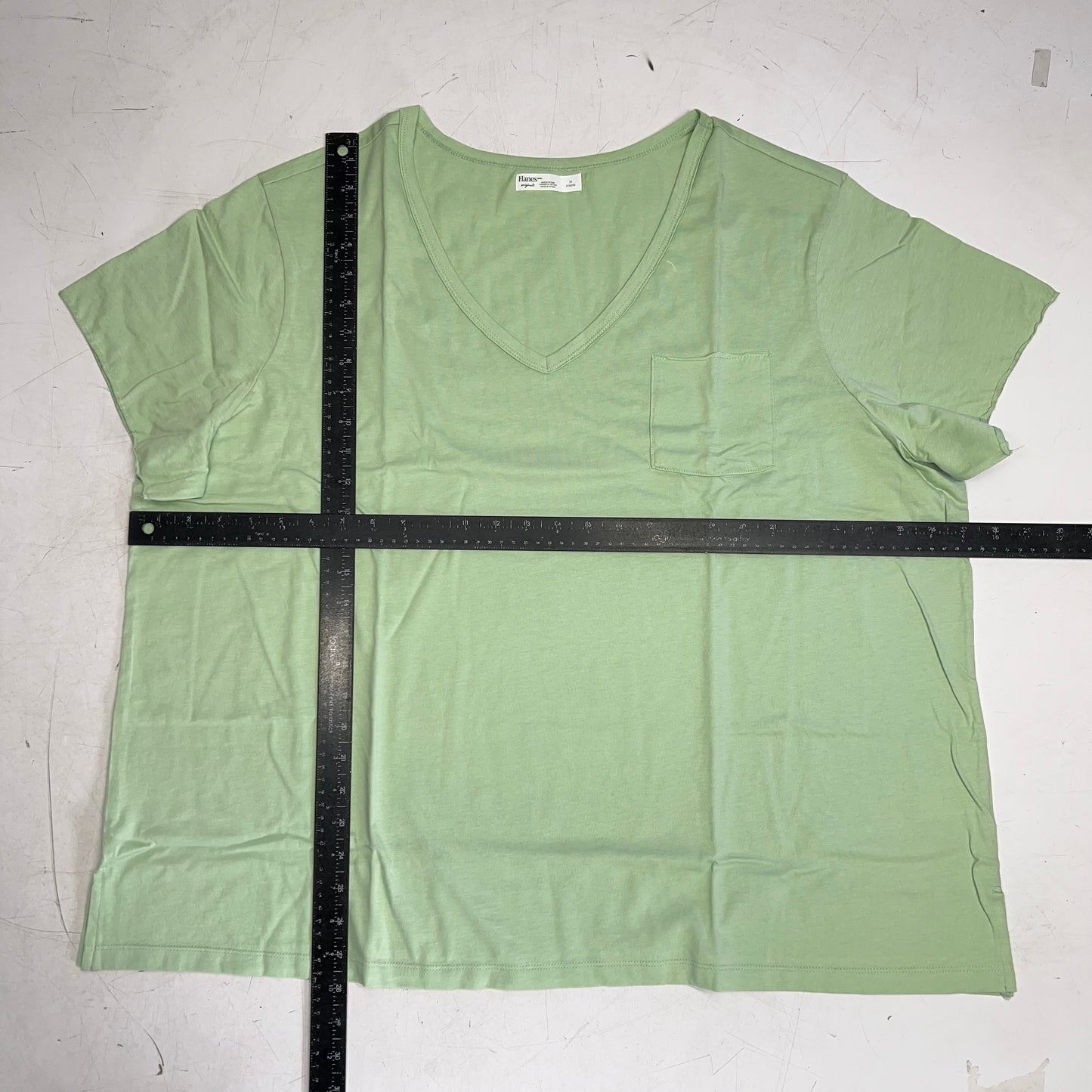 HANES Originals V Neck Tee Shirt W/ Chest Pocket Women's Sz 2X Butter Mint