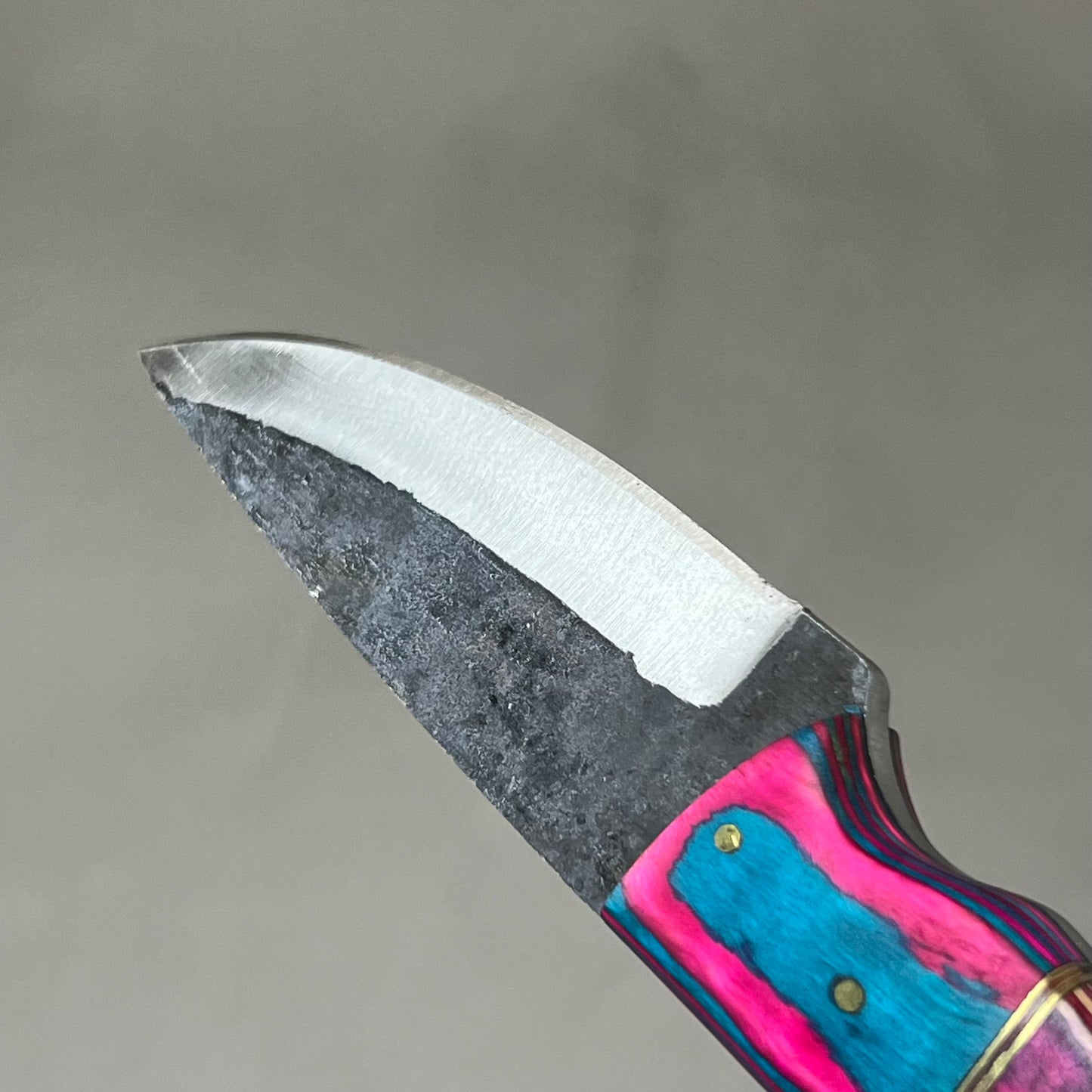 XROSSROADS Handmade Damascus Steel Hunting Knife W/ Leather Sheath 8" Multicolor